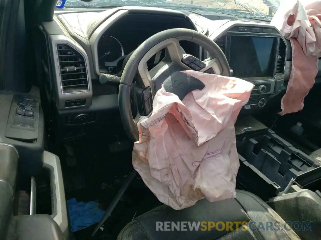 8 Photograph of a damaged car 1FT8W3DT1NEF56688 FORD F350 2022