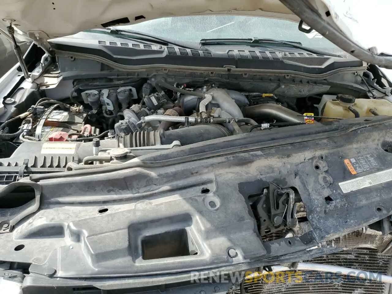 11 Photograph of a damaged car 1FT8W3DT8NED45746 FORD F350 2022