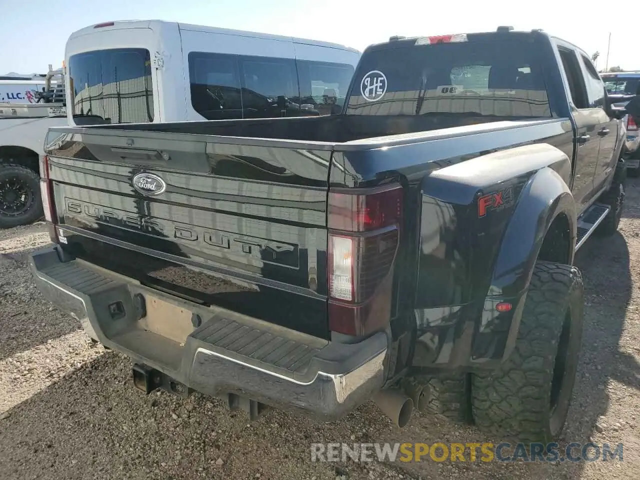 6 Photograph of a damaged car 1FT8W3DT9NEC09111 FORD F350 2022