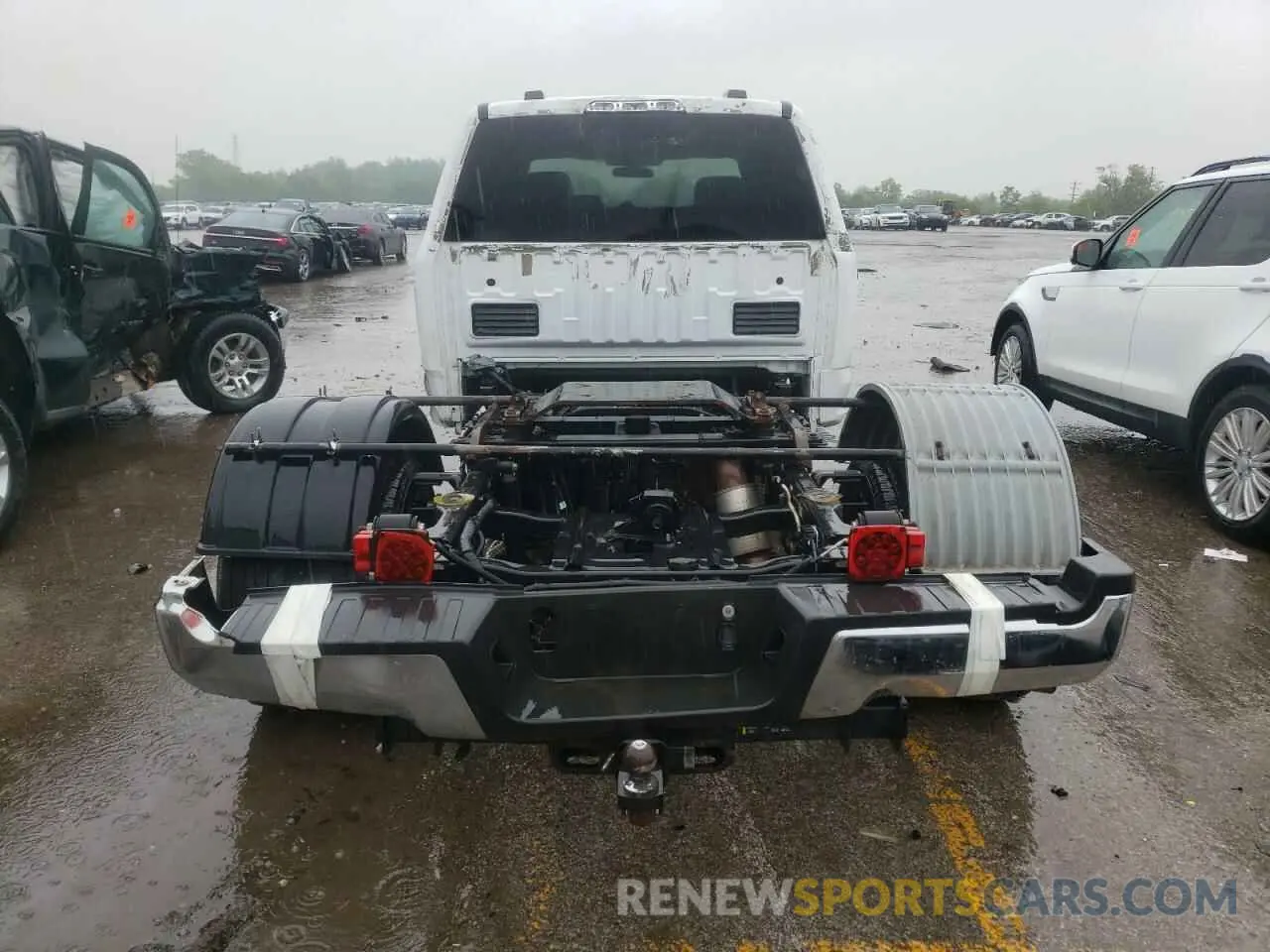 6 Фотография поврежденного автомобиля 1FT8W3DT9NEC54131 FORD F350 2022