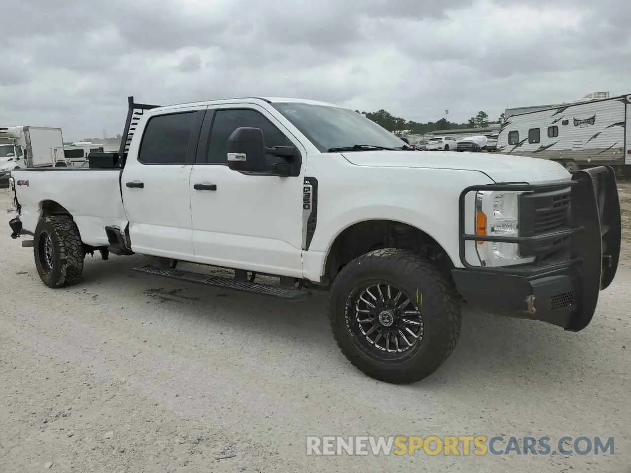 4 Photograph of a damaged car 1FT8W3BAXPED55876 FORD F350 2023
