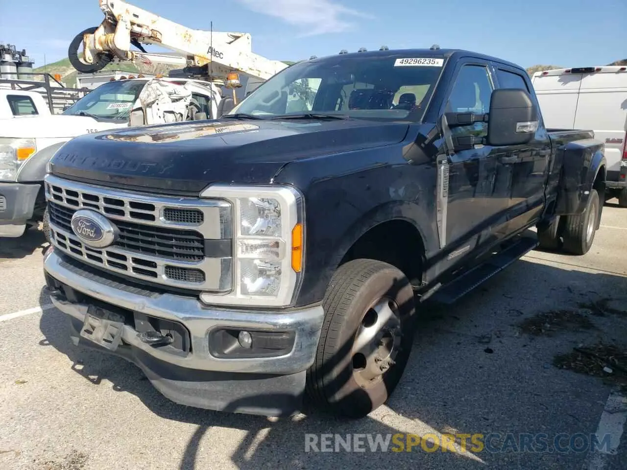 1 Фотография поврежденного автомобиля 1FT8W3DT5PEC40844 FORD F350 2023