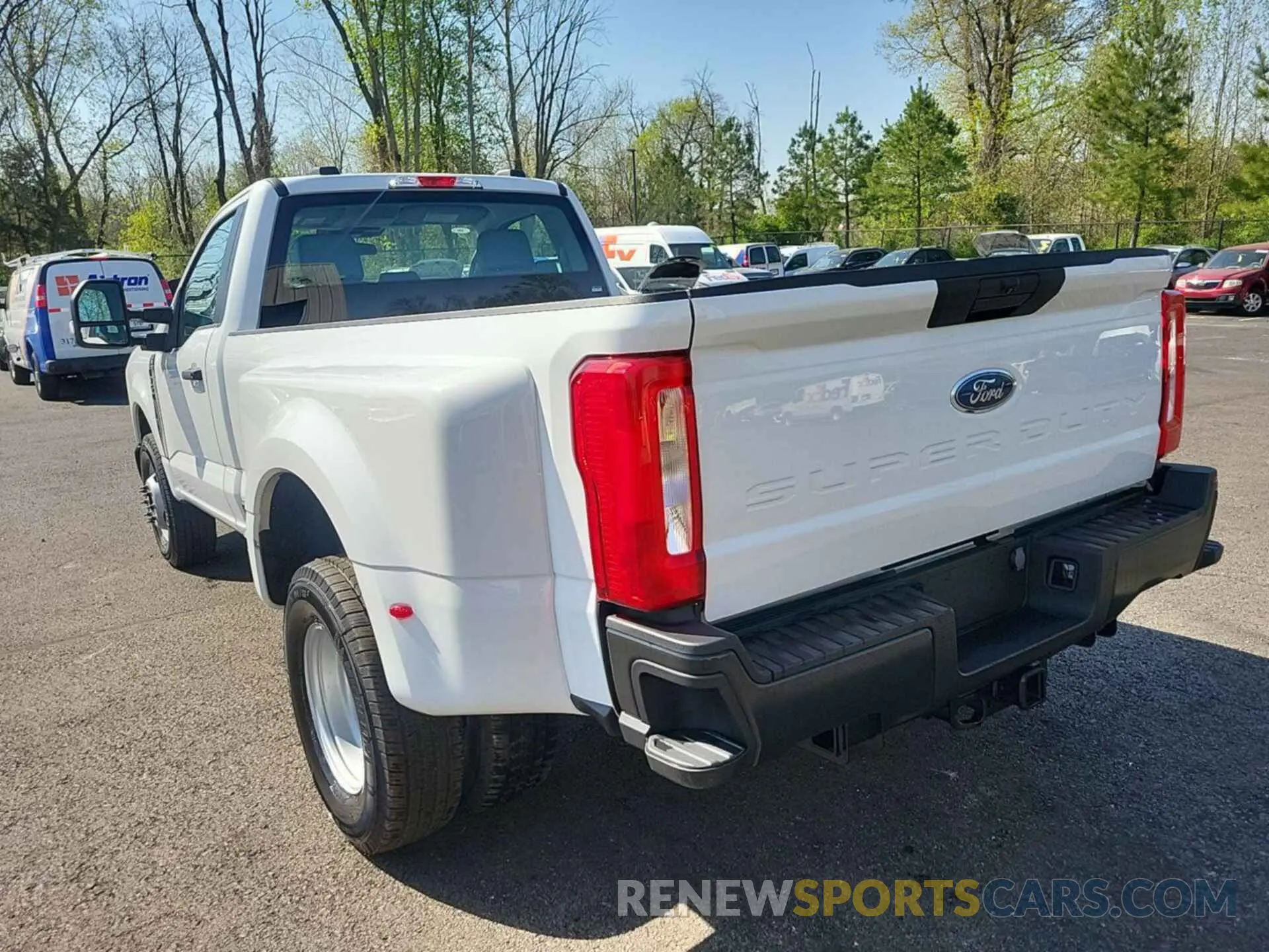 9 Фотография поврежденного автомобиля 1FTRF3CA7PED47088 FORD F350 2023