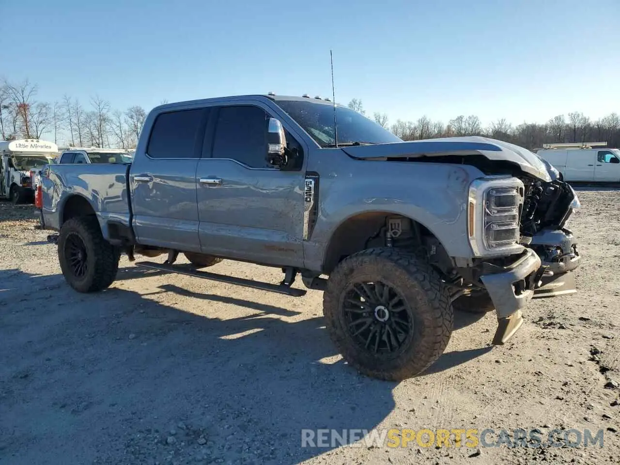 4 Фотография поврежденного автомобиля 1FT8W3BM1REE27416 FORD F350 2024