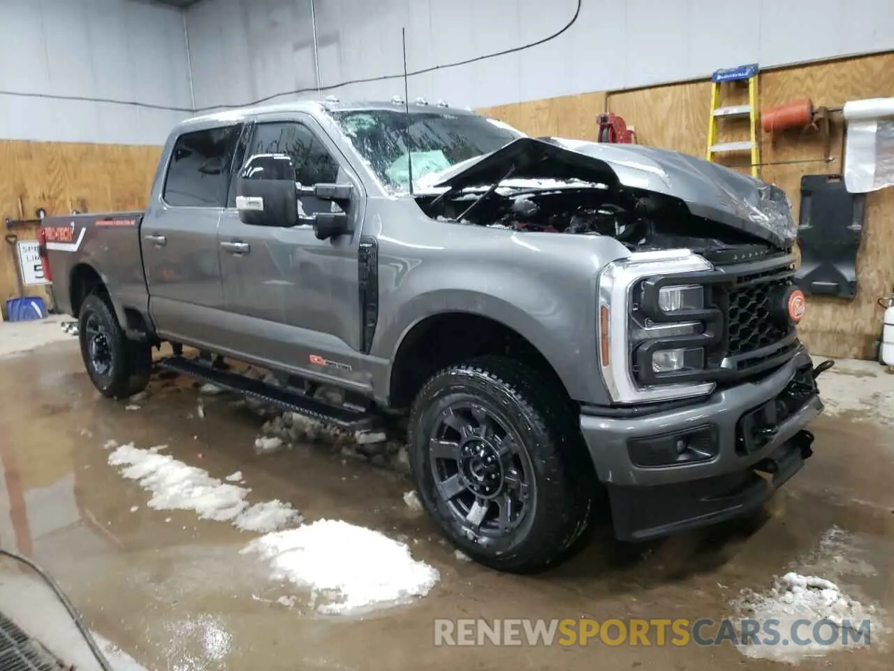 4 Photograph of a damaged car 1FT8W3BM1REF51296 FORD F350 2024