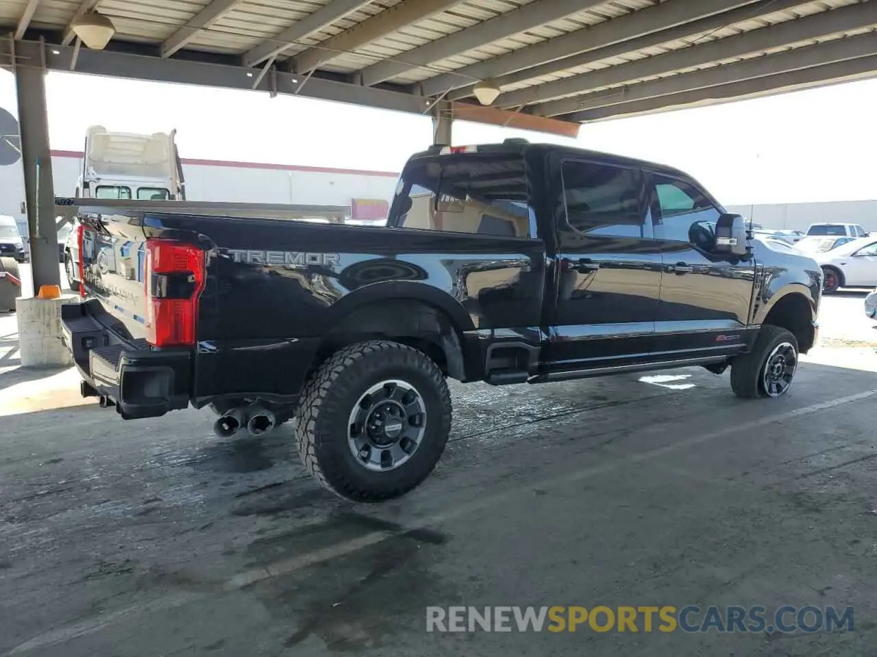 3 Фотография поврежденного автомобиля 1FT8W3BM7REE26559 FORD F350 2024