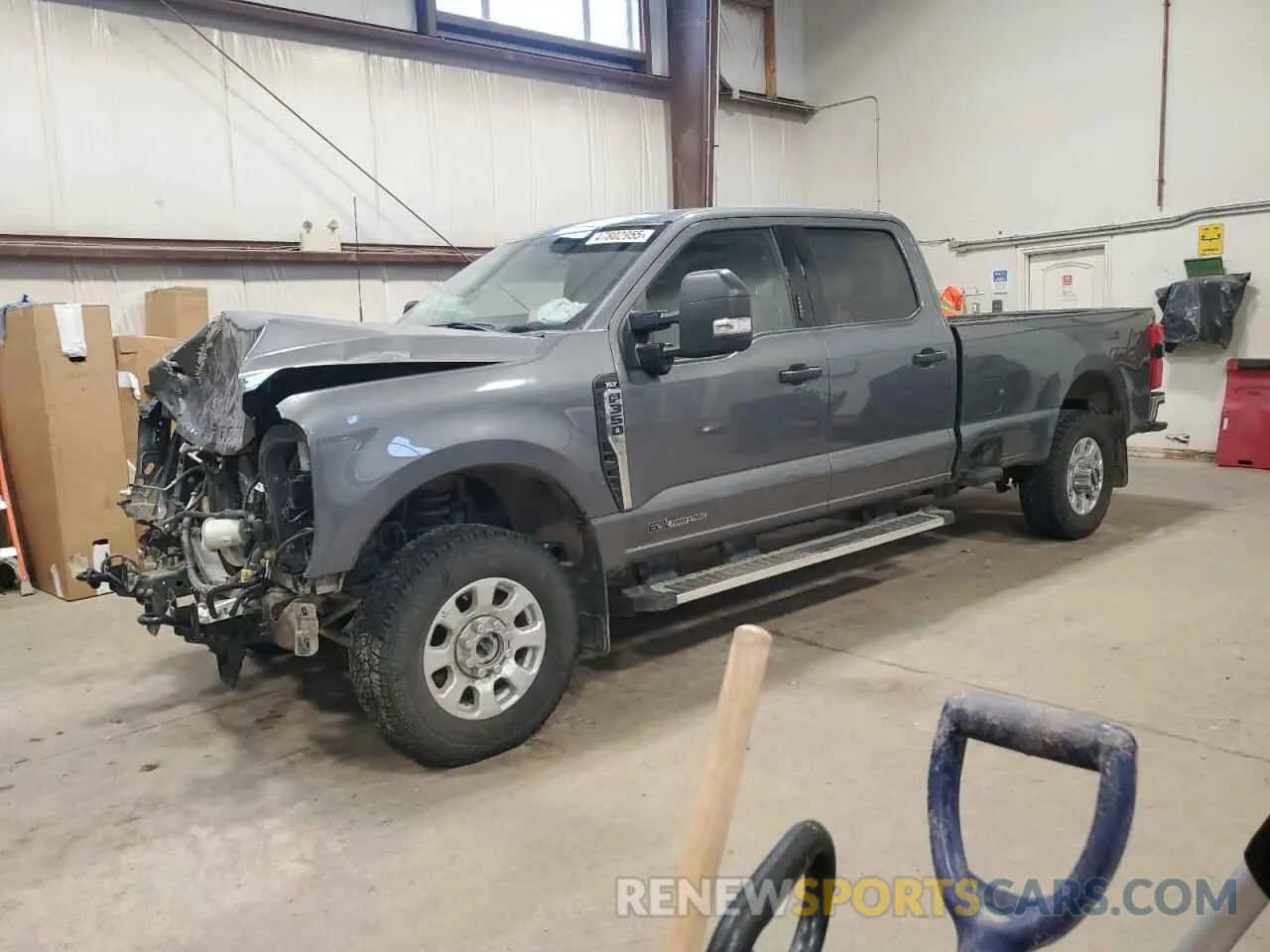 1 Фотография поврежденного автомобиля 1FT8W3BT0RED53882 FORD F350 2024