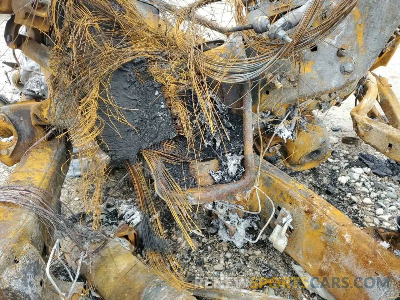 9 Photograph of a damaged car 1FT8W3BT1RED00527 FORD F350 2024