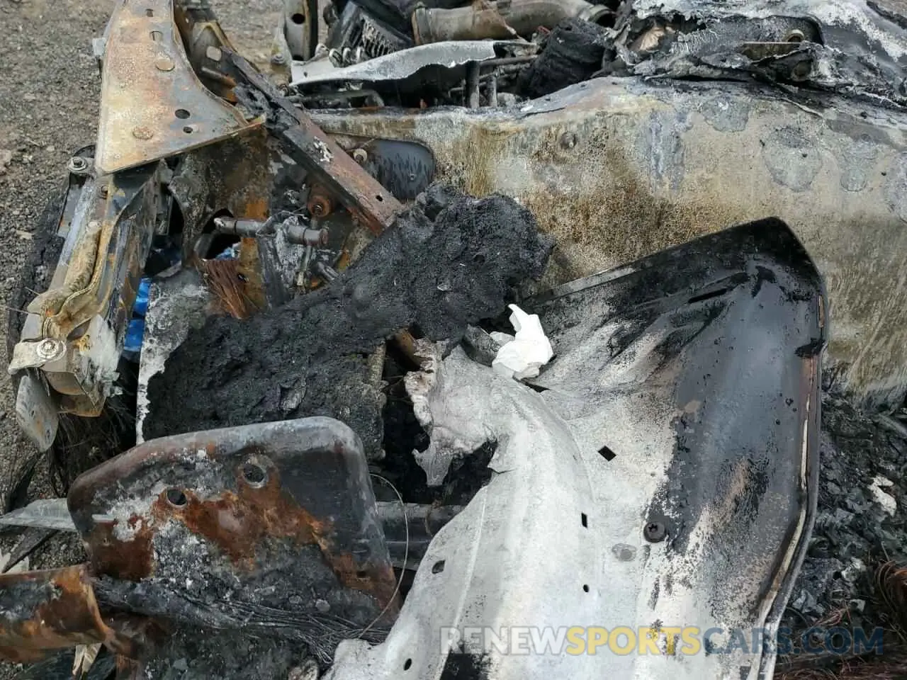 9 Photograph of a damaged car 1FT8W3DM2REC26928 FORD F350 2024