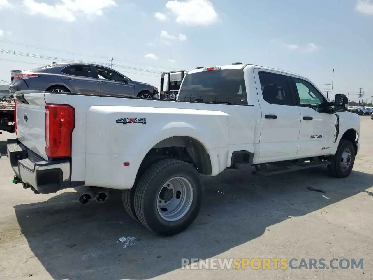 3 Фотография поврежденного автомобиля 1FT8W3DT1RED53094 FORD F350 2024