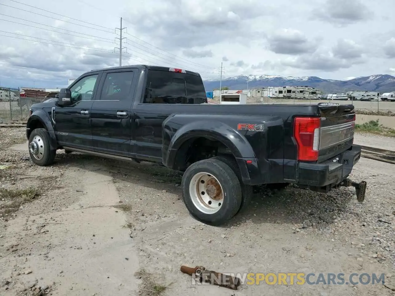 2 Photograph of a damaged car 1FT8W4DT2KEF39920 FORD F450 2019