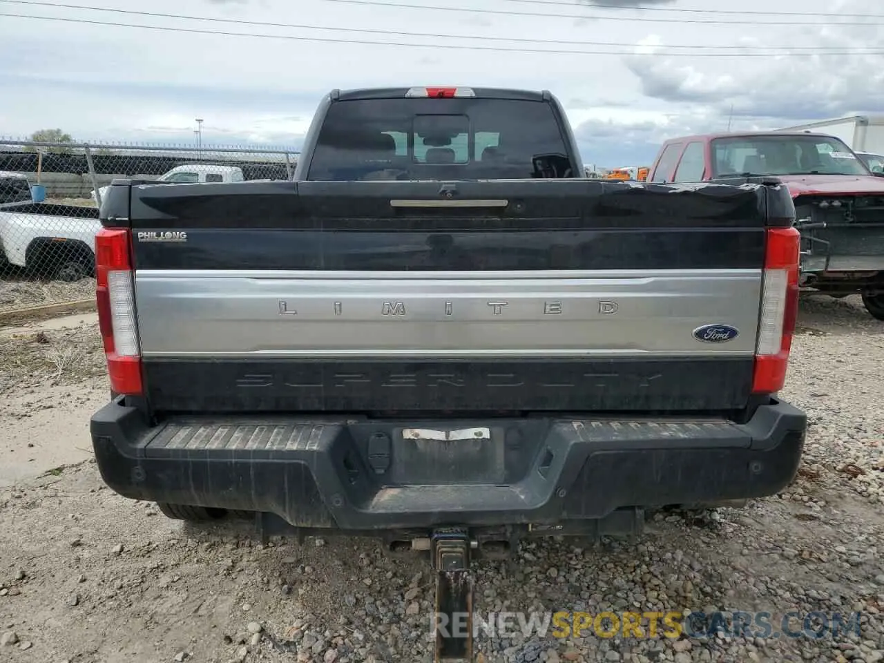 6 Photograph of a damaged car 1FT8W4DT2KEF39920 FORD F450 2019