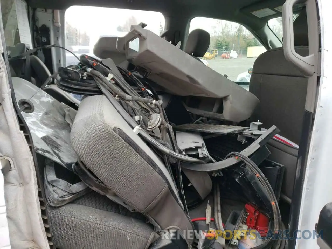 12 Photograph of a damaged car 1FD0W4HT5MEC63898 FORD F450 2021