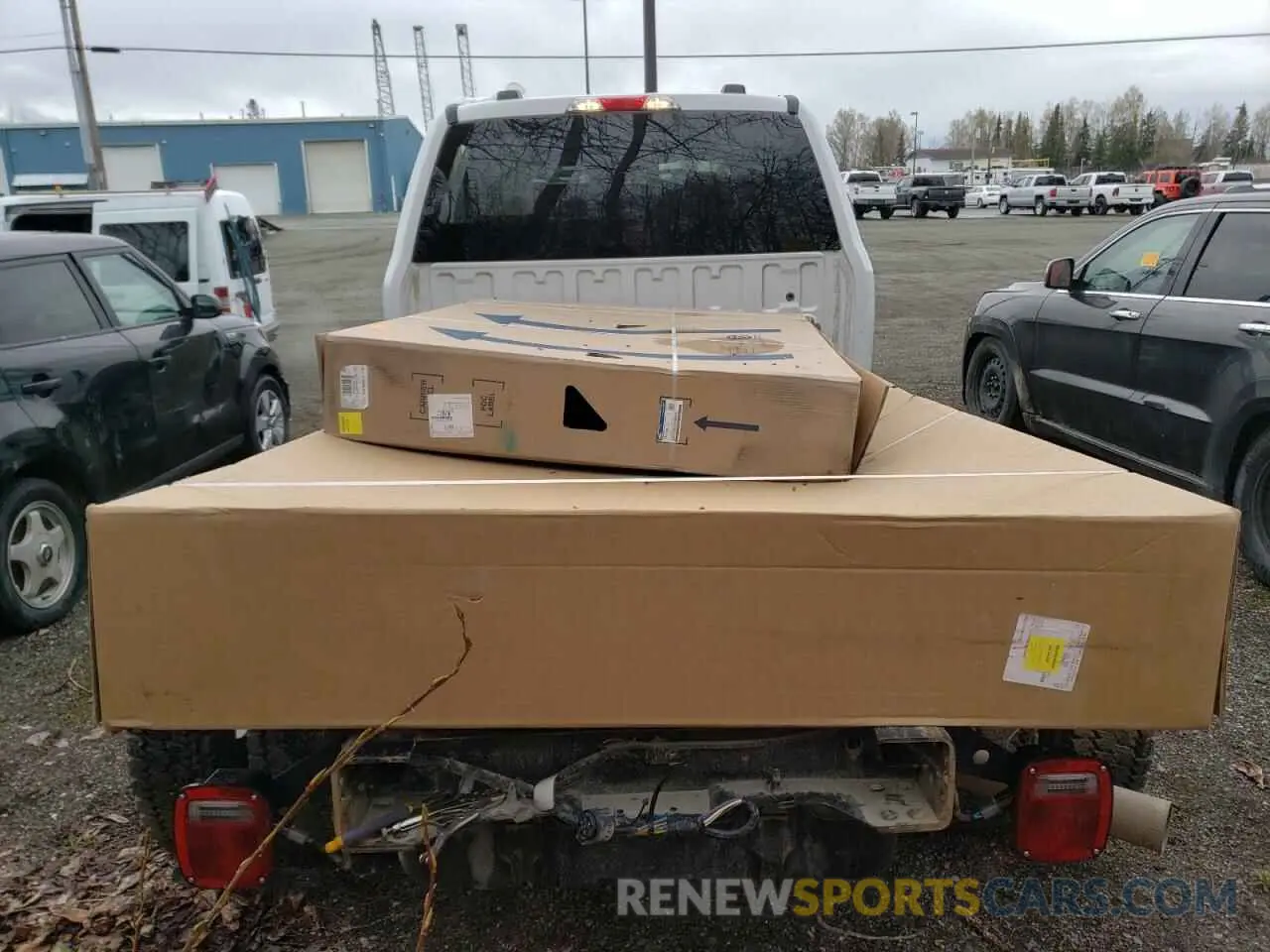 6 Photograph of a damaged car 1FD0W4HT5MEC63898 FORD F450 2021