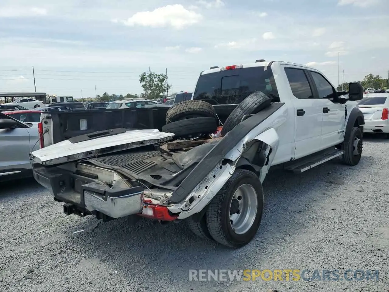 3 Photograph of a damaged car 1FT8W4DT5MEC57242 FORD F450 2021