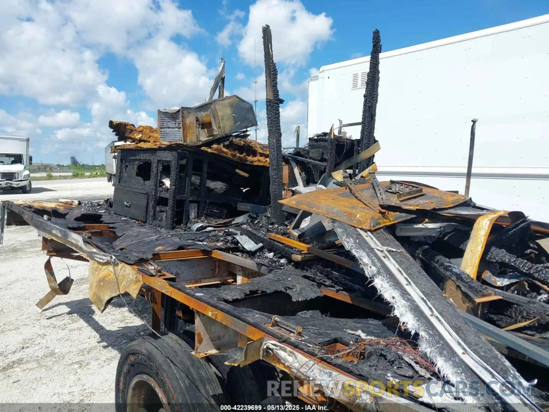 8 Photograph of a damaged car 1F66F5DY3K0A01123 FORD F53 2019