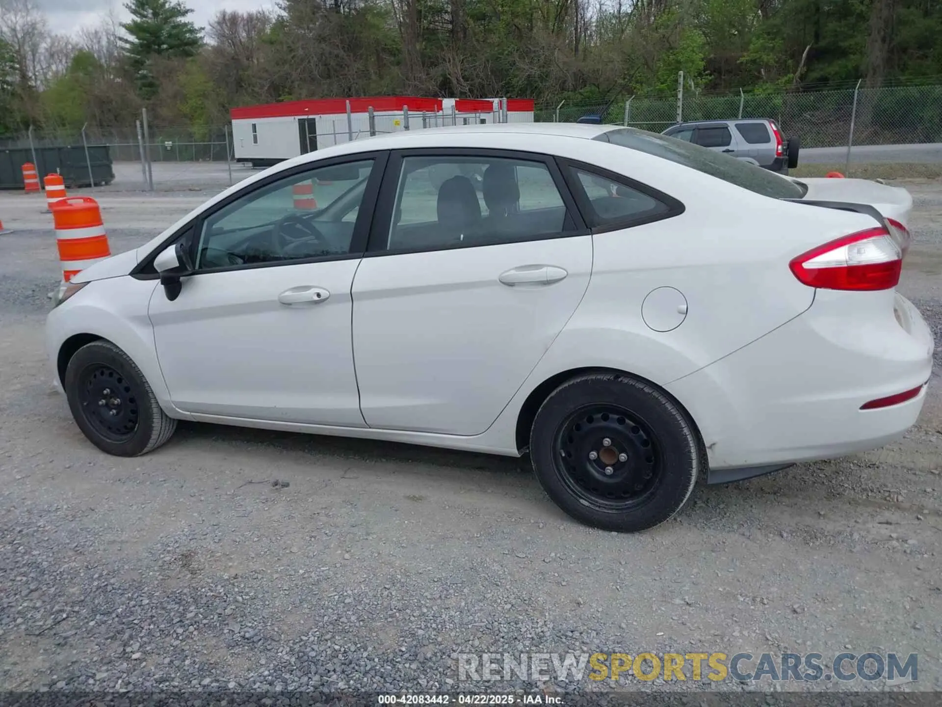 14 Photograph of a damaged car 3FADP4AJ1KM162558 FORD FIESTA 2019