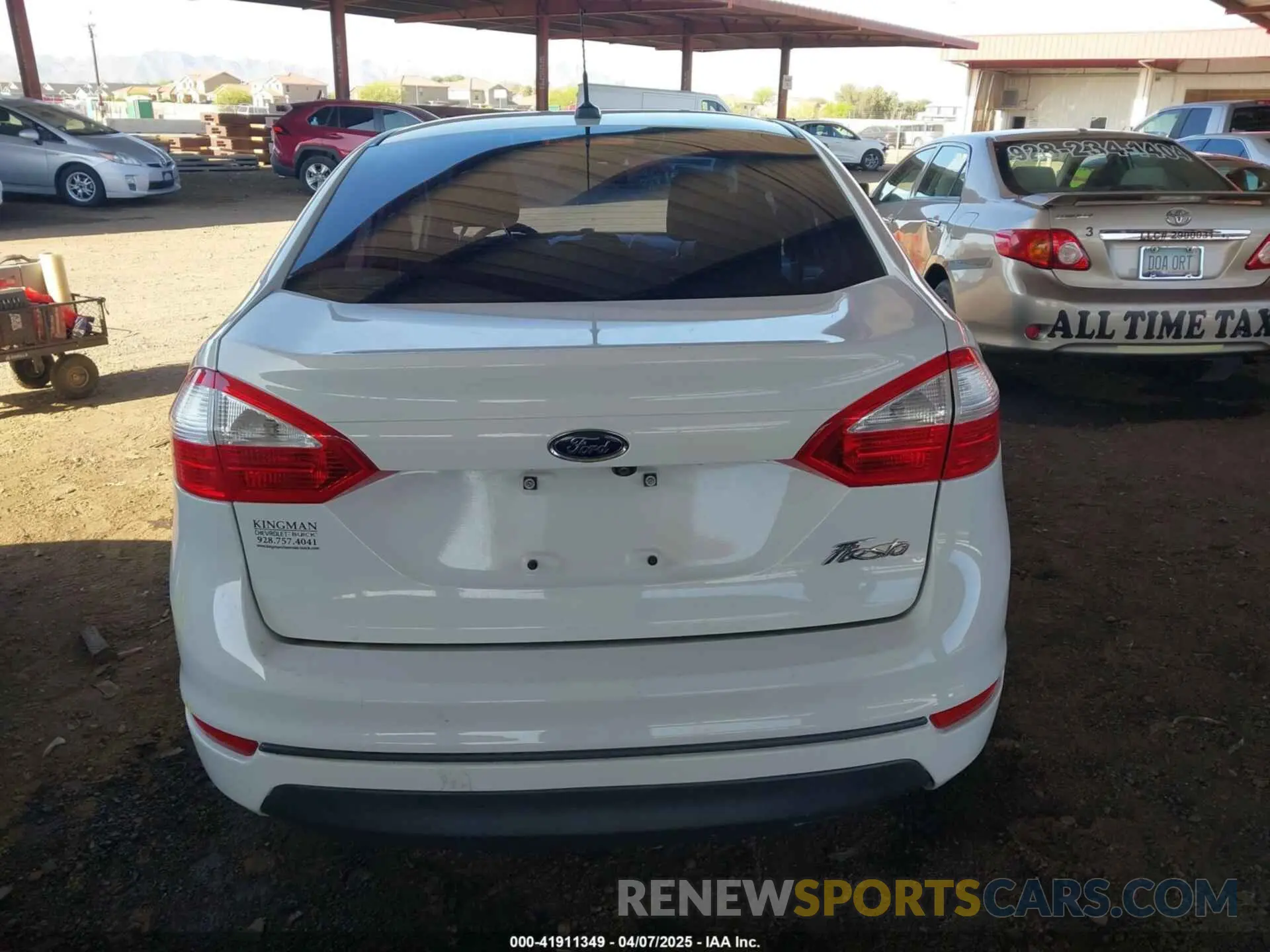 16 Photograph of a damaged car 3FADP4AJ3KM164036 FORD FIESTA 2019