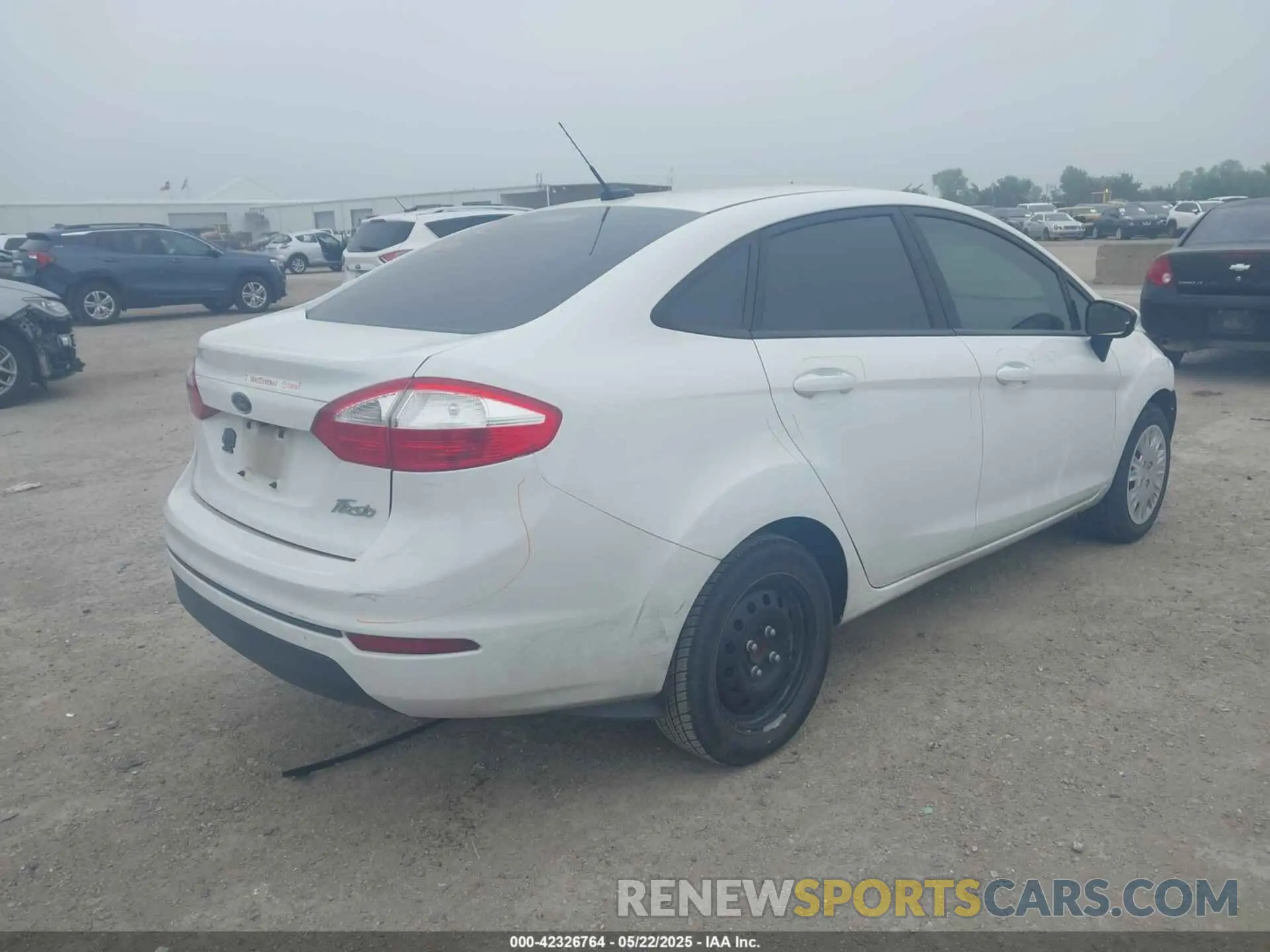 4 Photograph of a damaged car 3FADP4AJ5KM112102 FORD FIESTA 2019