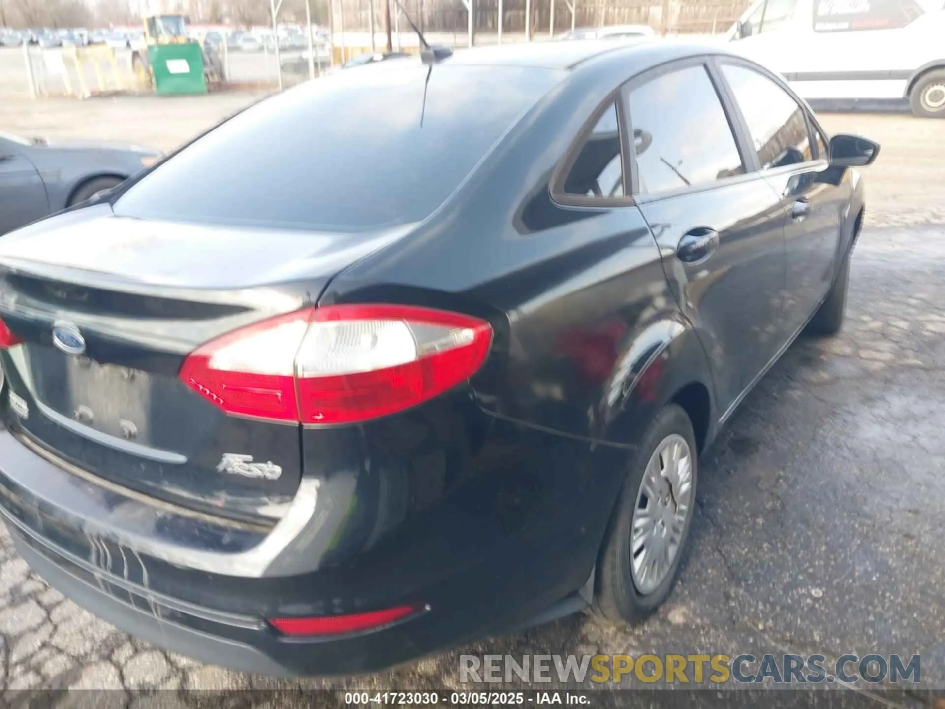 4 Photograph of a damaged car 3FADP4AJ6KM139230 FORD FIESTA 2019