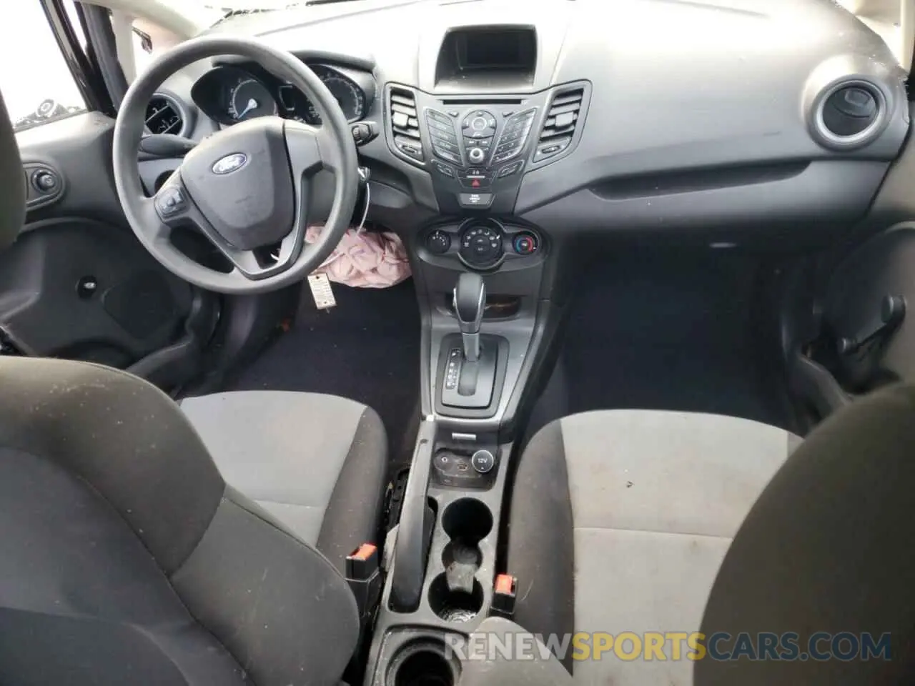 8 Photograph of a damaged car 3FADP4AJ6KM162670 FORD FIESTA 2019