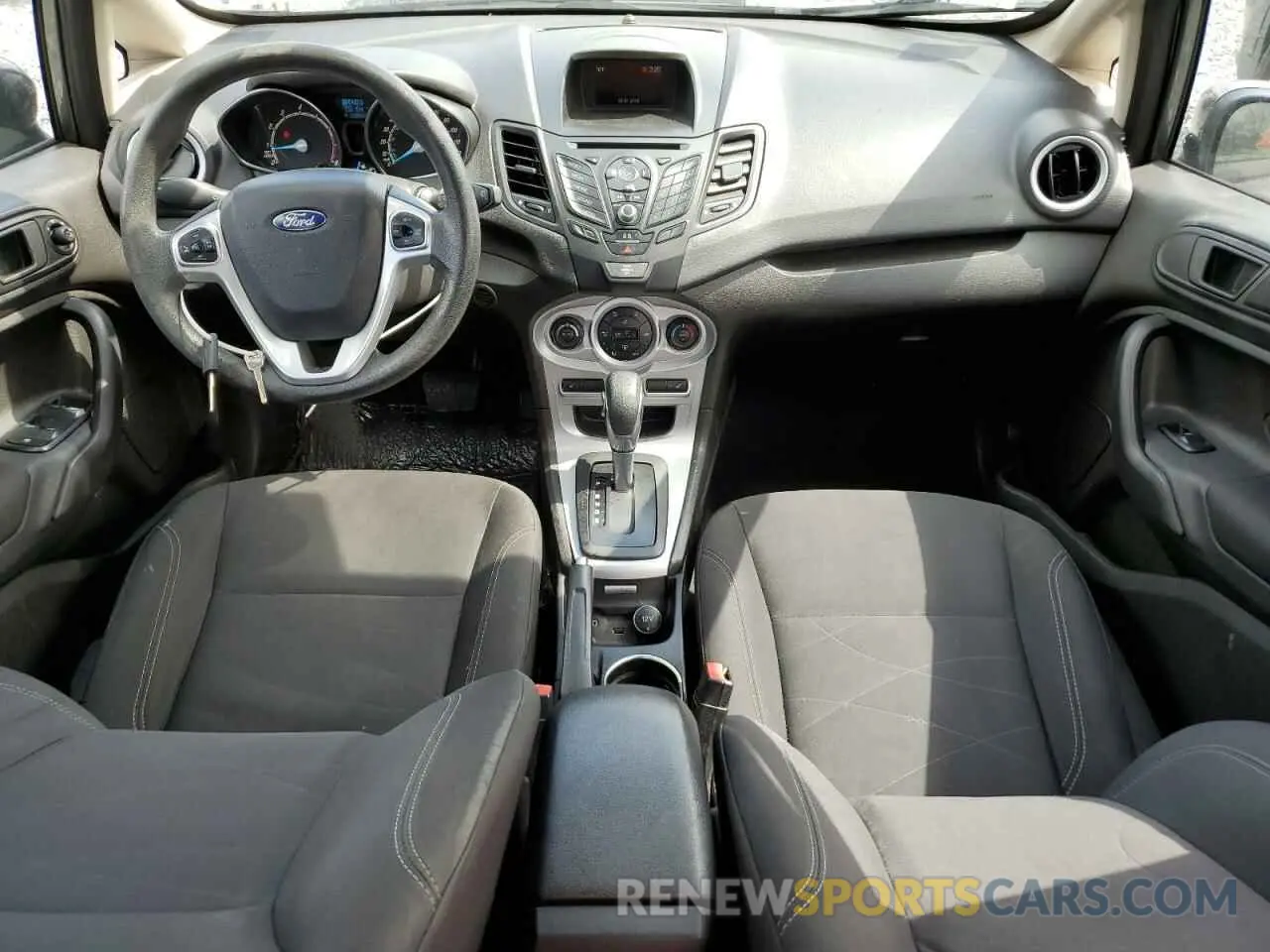 8 Photograph of a damaged car 3FADP4BJ0KM131302 FORD FIESTA 2019