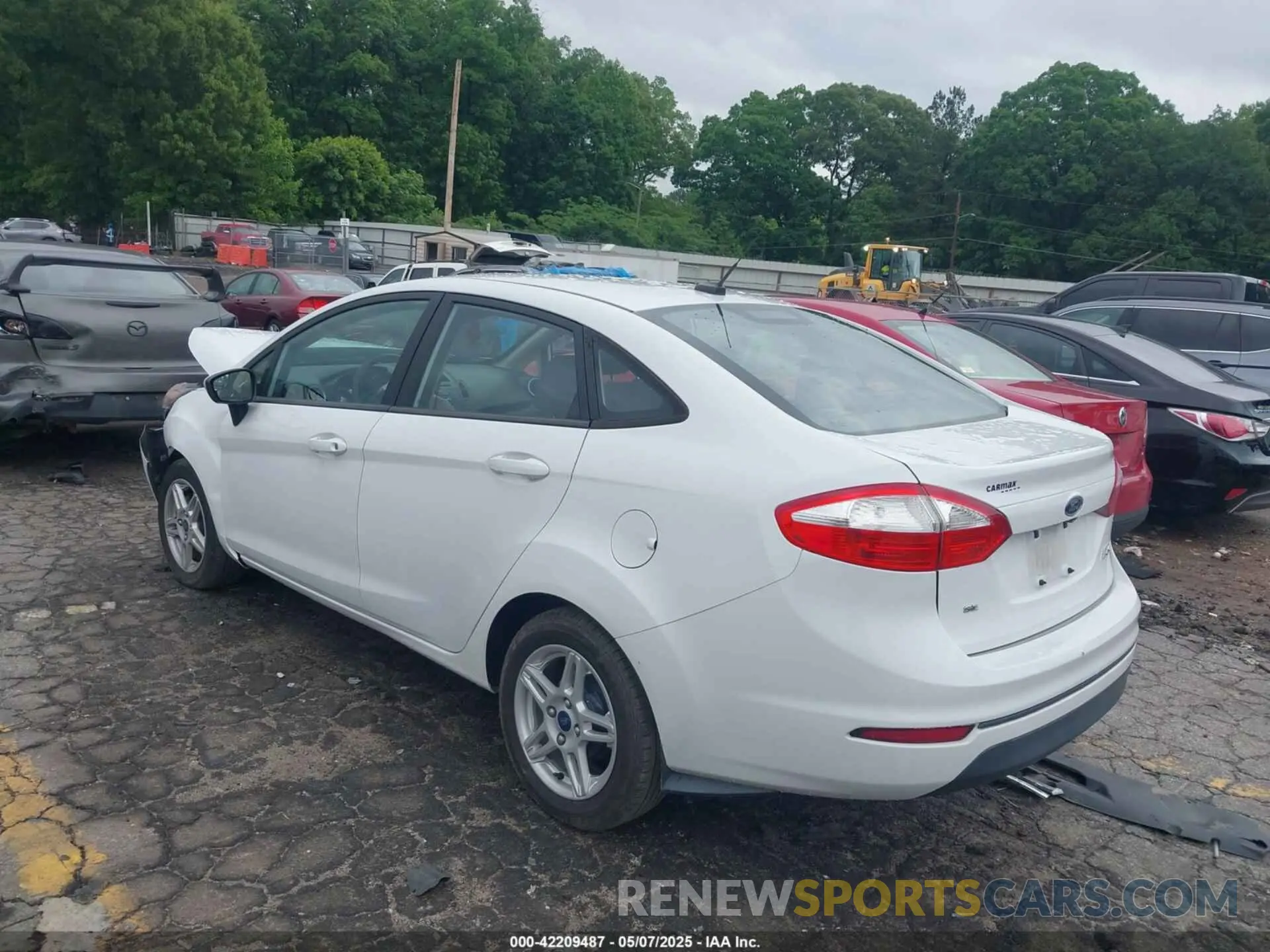 3 Photograph of a damaged car 3FADP4BJ0KM154255 FORD FIESTA 2019