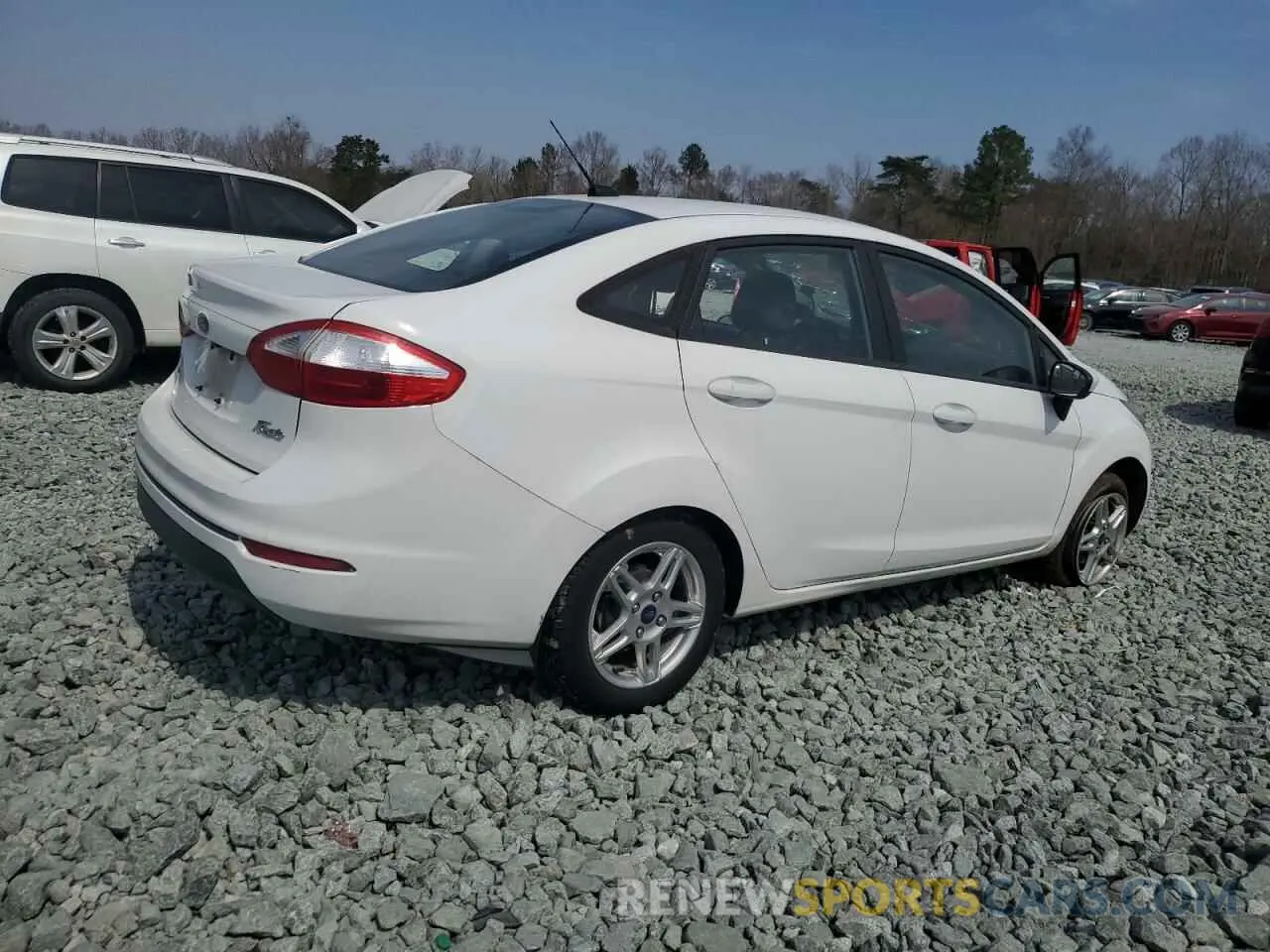 3 Photograph of a damaged car 3FADP4BJ0KM156104 FORD FIESTA 2019