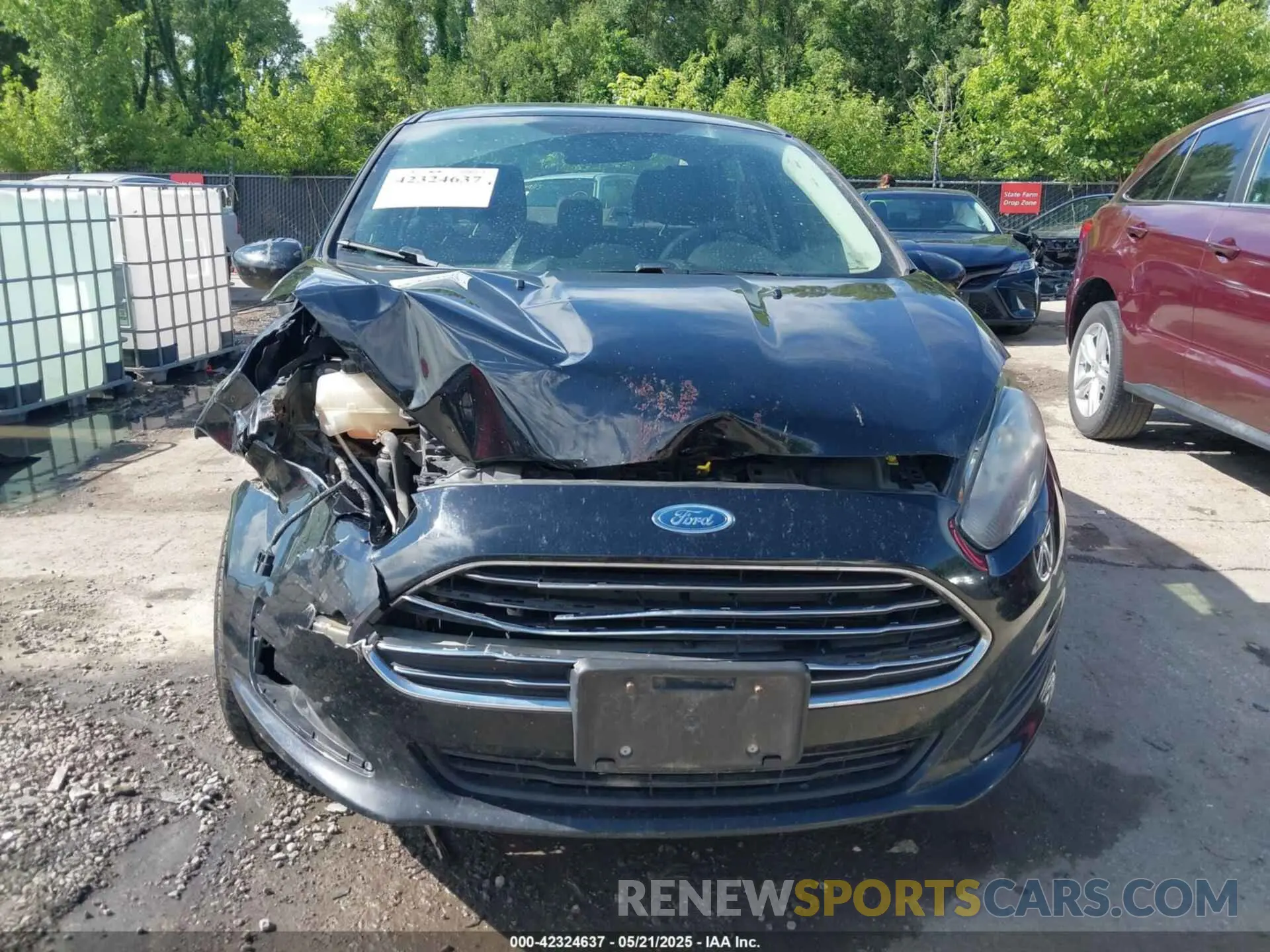12 Photograph of a damaged car 3FADP4BJ0KM163246 FORD FIESTA 2019