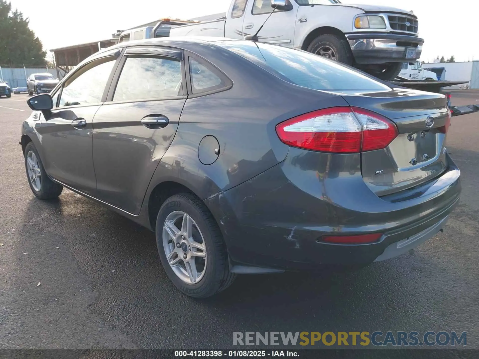 3 Фотография поврежденного автомобиля 3FADP4BJ1KM110992 FORD FIESTA 2019