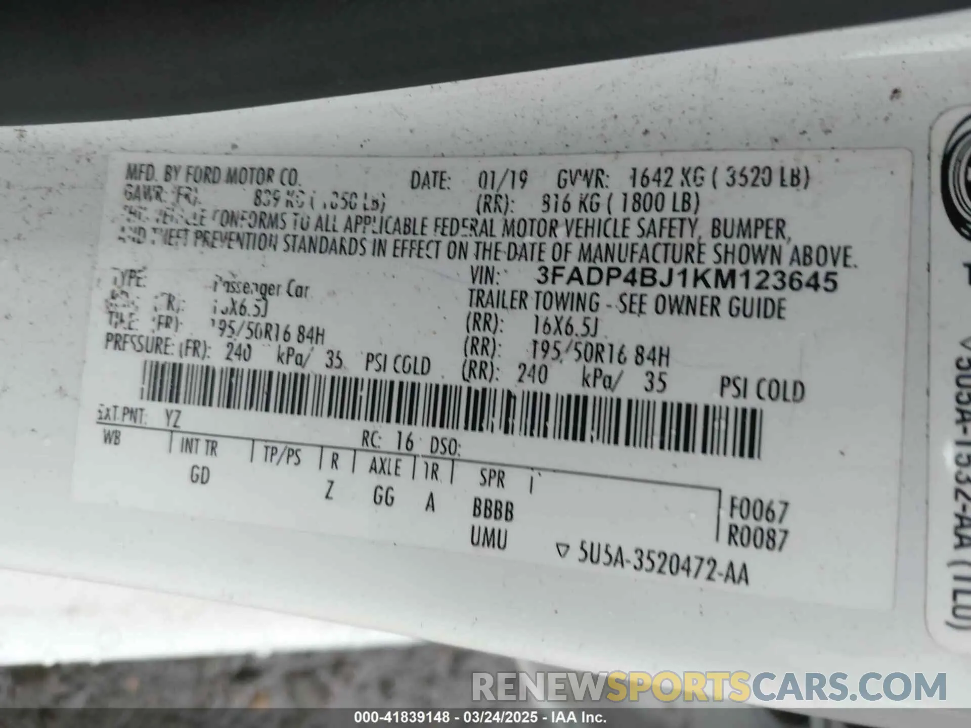 9 Photograph of a damaged car 3FADP4BJ1KM123645 FORD FIESTA 2019