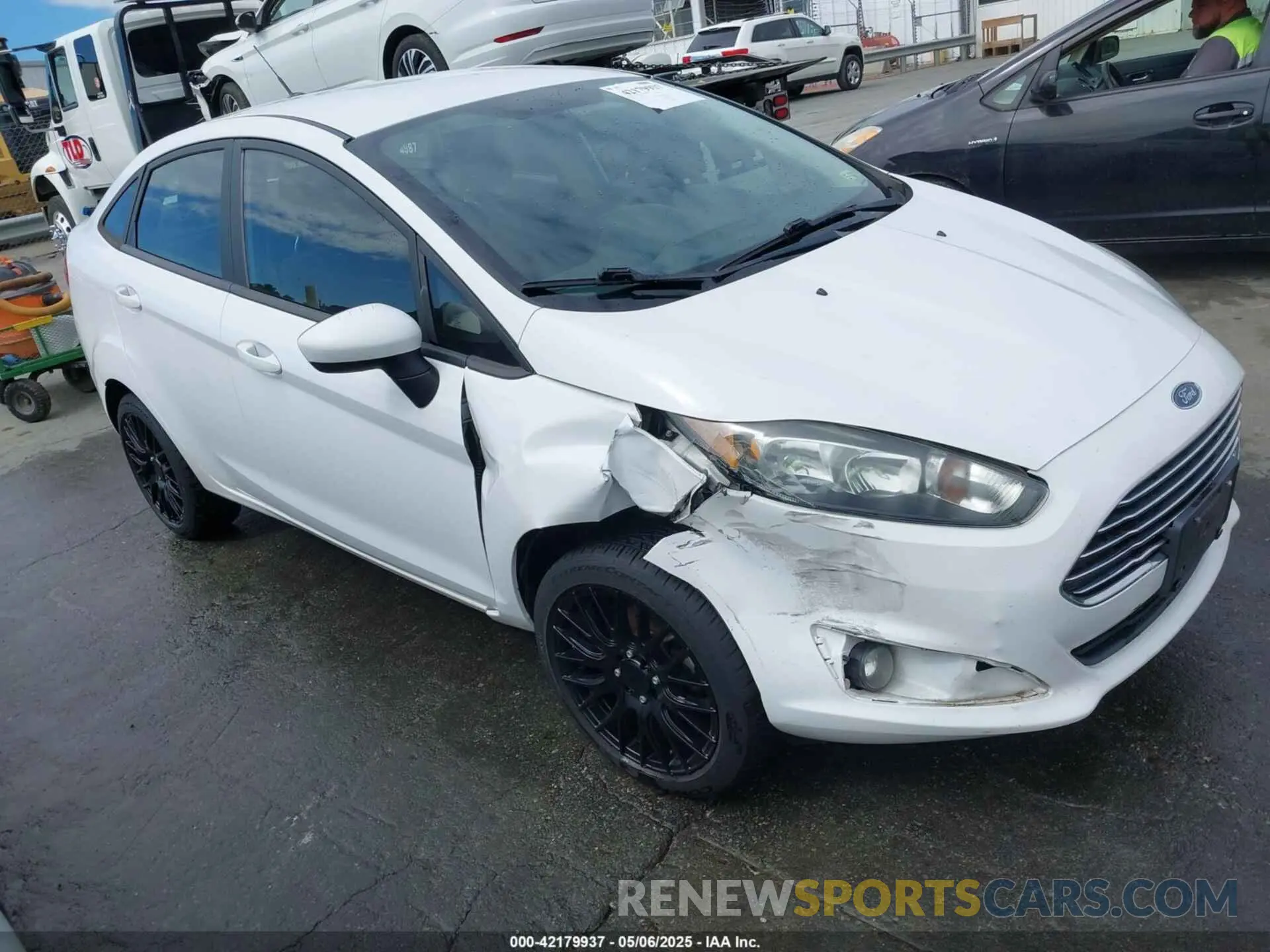 1 Фотография поврежденного автомобиля 3FADP4BJ2KM143337 FORD FIESTA 2019