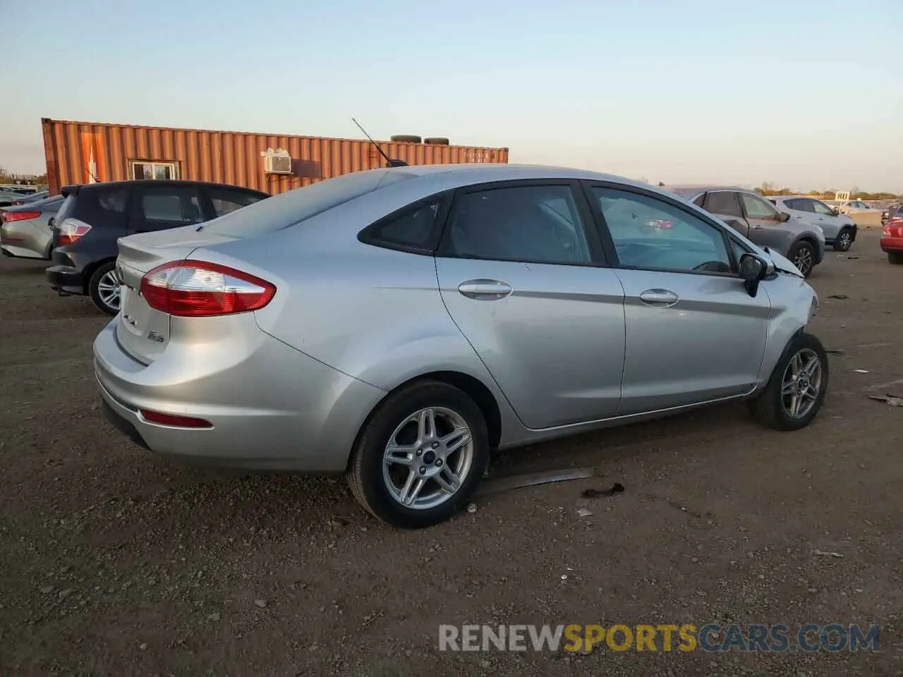 3 Фотография поврежденного автомобиля 3FADP4BJ2KM146786 FORD FIESTA 2019