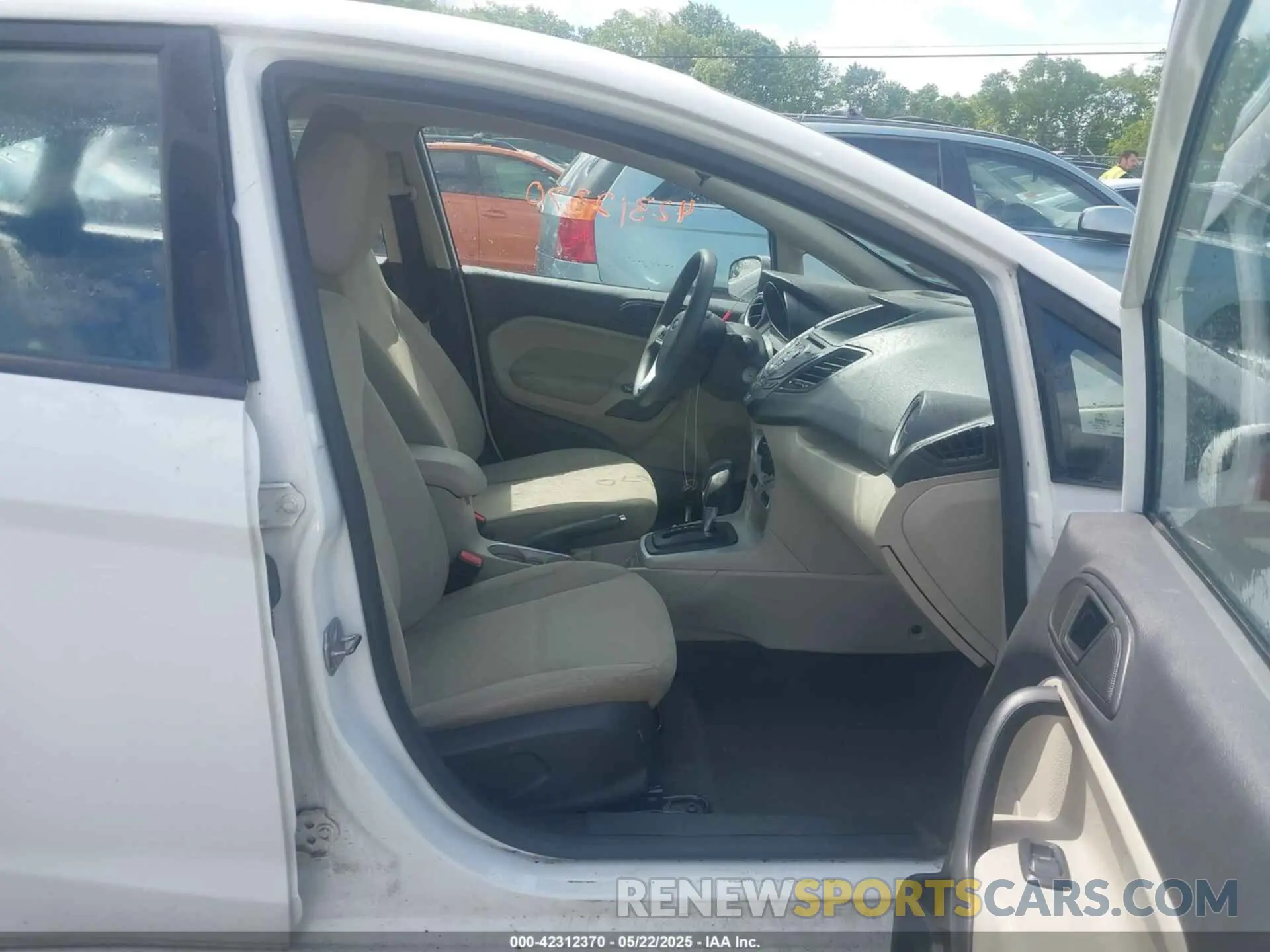 5 Photograph of a damaged car 3FADP4BJ3KM114428 FORD FIESTA 2019