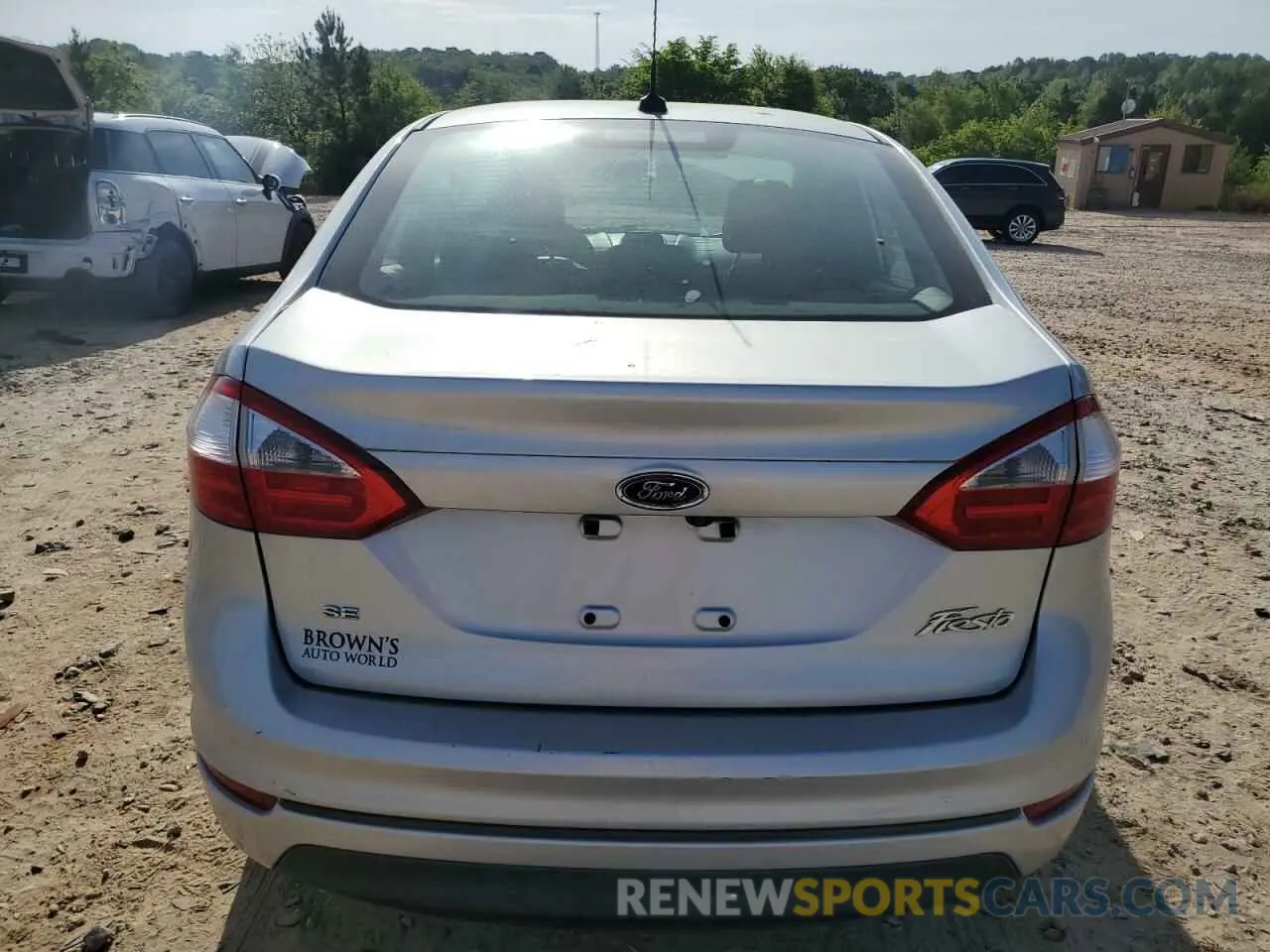 6 Фотография поврежденного автомобиля 3FADP4BJ3KM161135 FORD FIESTA 2019