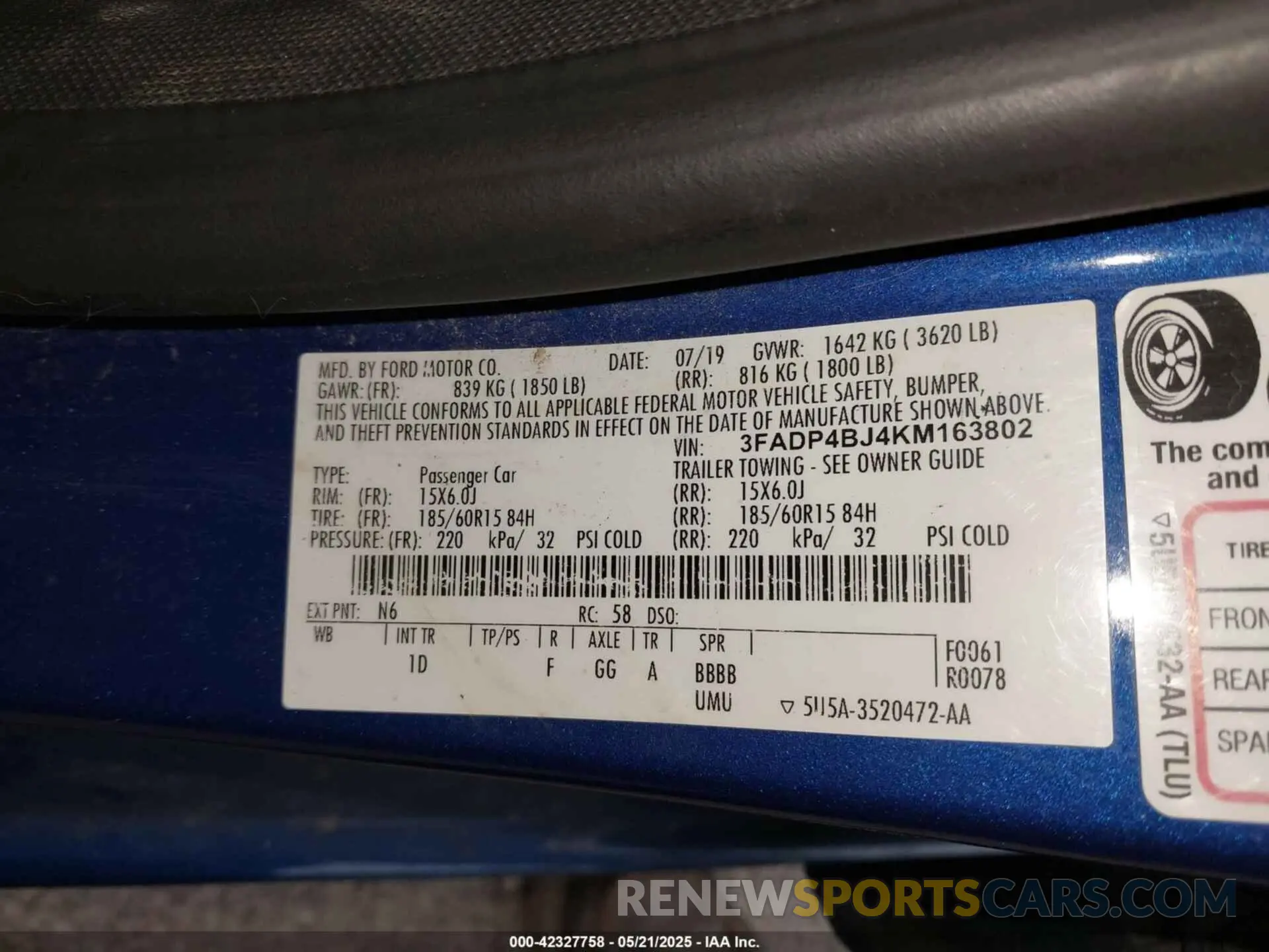 9 Photograph of a damaged car 3FADP4BJ4KM163802 FORD FIESTA 2019