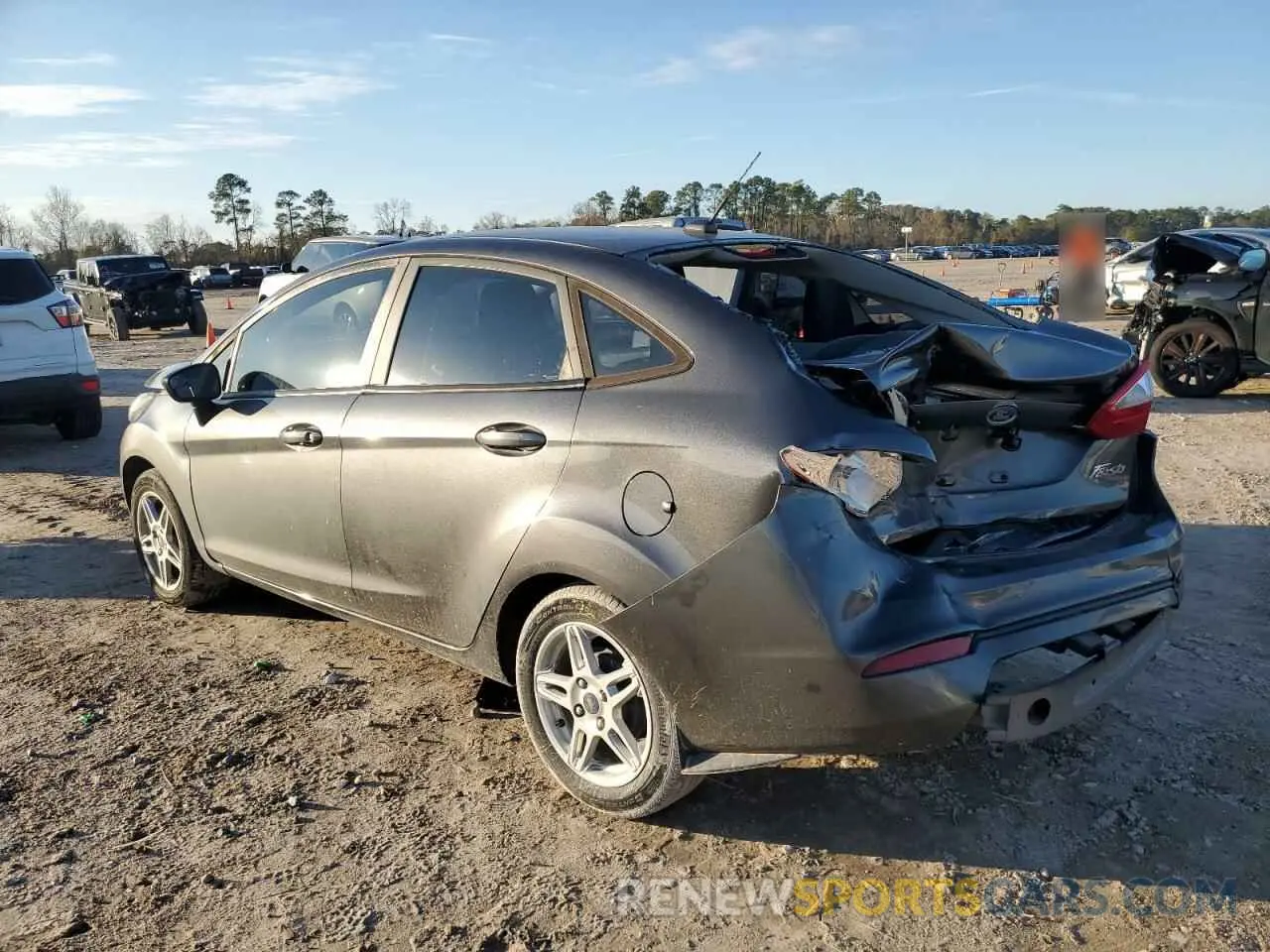 2 Photograph of a damaged car 3FADP4BJ5KM162867 FORD FIESTA 2019
