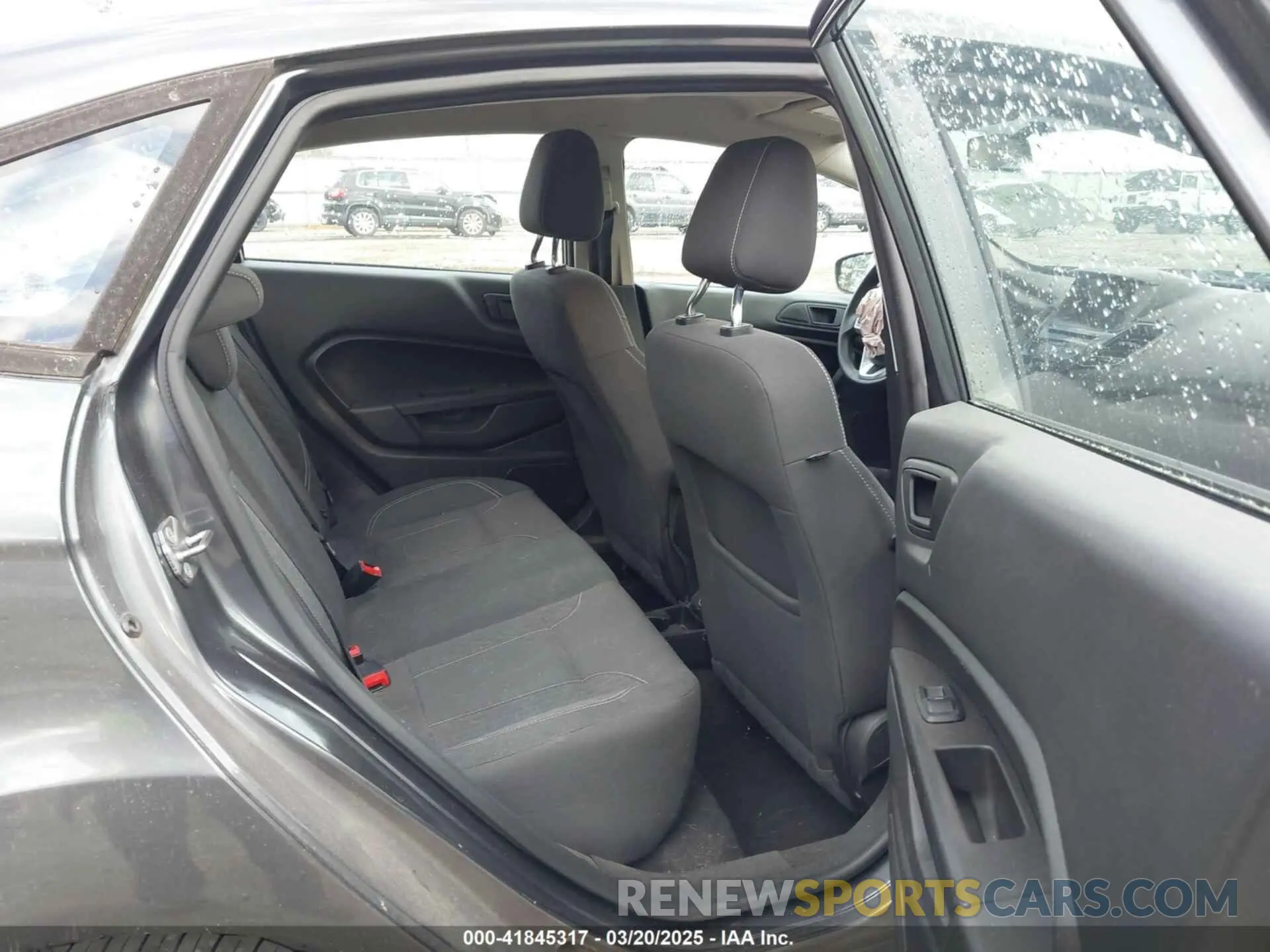 8 Photograph of a damaged car 3FADP4BJ6KM124449 FORD FIESTA 2019