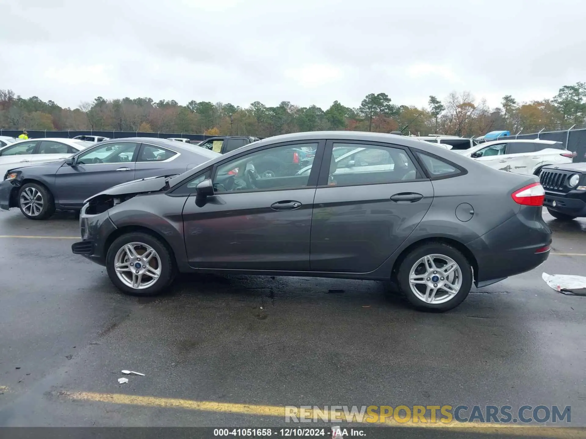 15 Photograph of a damaged car 3FADP4BJ6KM144300 FORD FIESTA 2019
