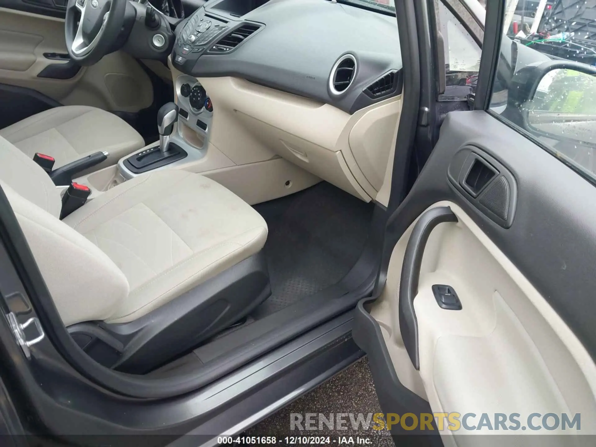 5 Photograph of a damaged car 3FADP4BJ6KM144300 FORD FIESTA 2019