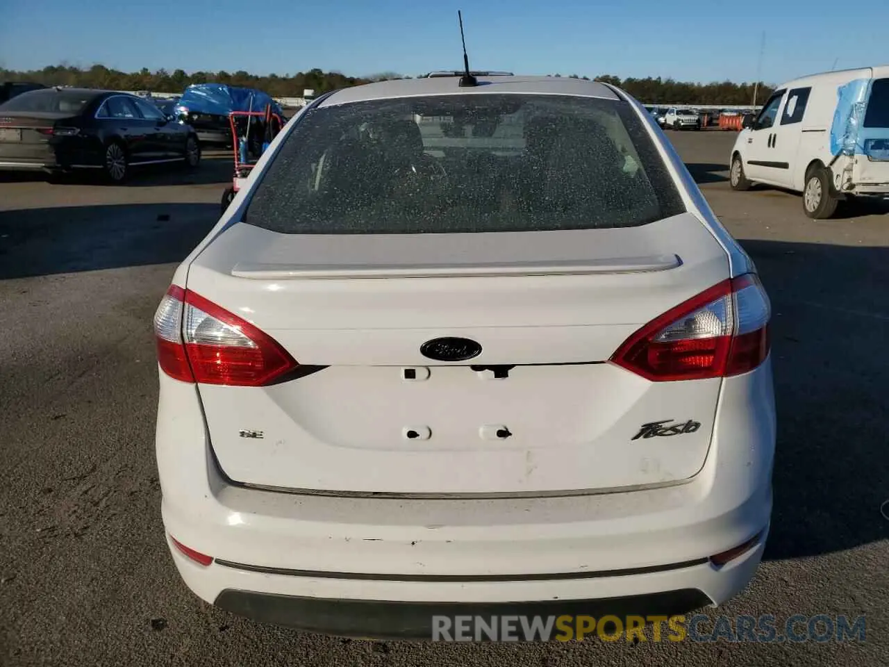 6 Photograph of a damaged car 3FADP4BJ7KM138697 FORD FIESTA 2019