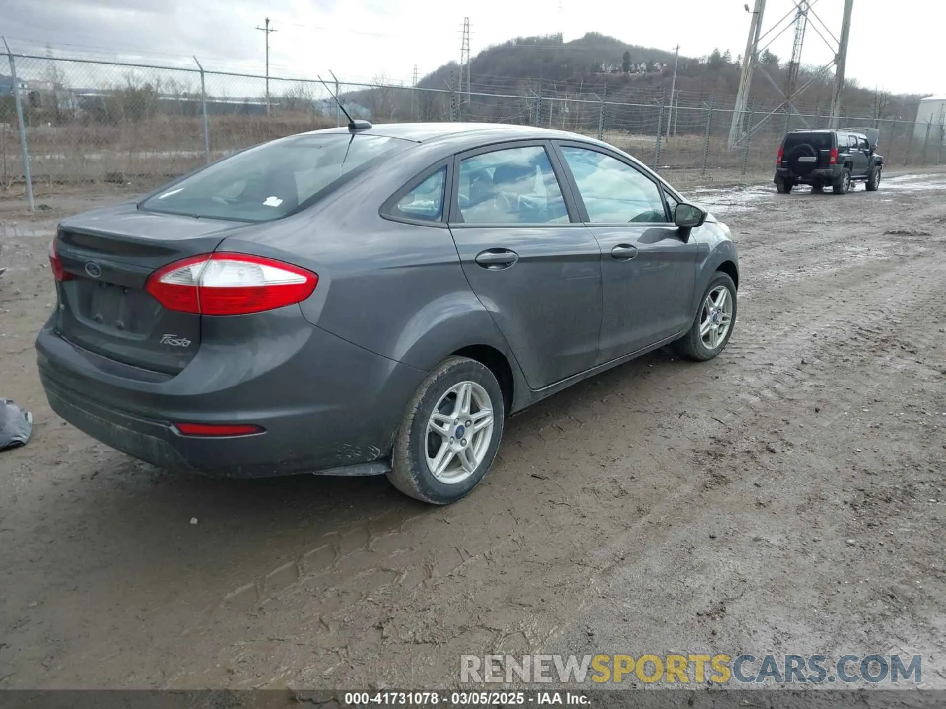 4 Photograph of a damaged car 3FADP4BJ9KM112733 FORD FIESTA 2019