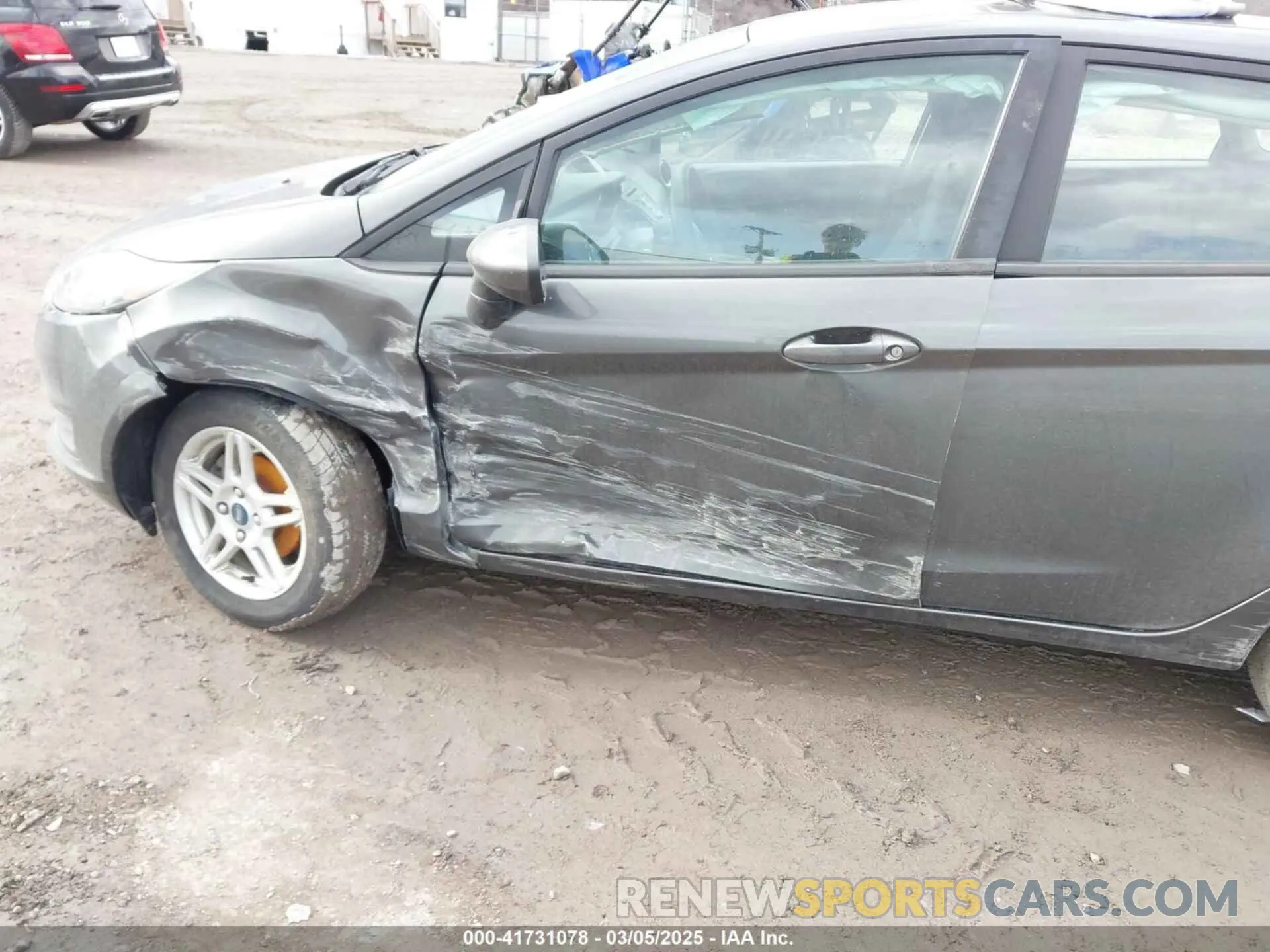 6 Photograph of a damaged car 3FADP4BJ9KM112733 FORD FIESTA 2019