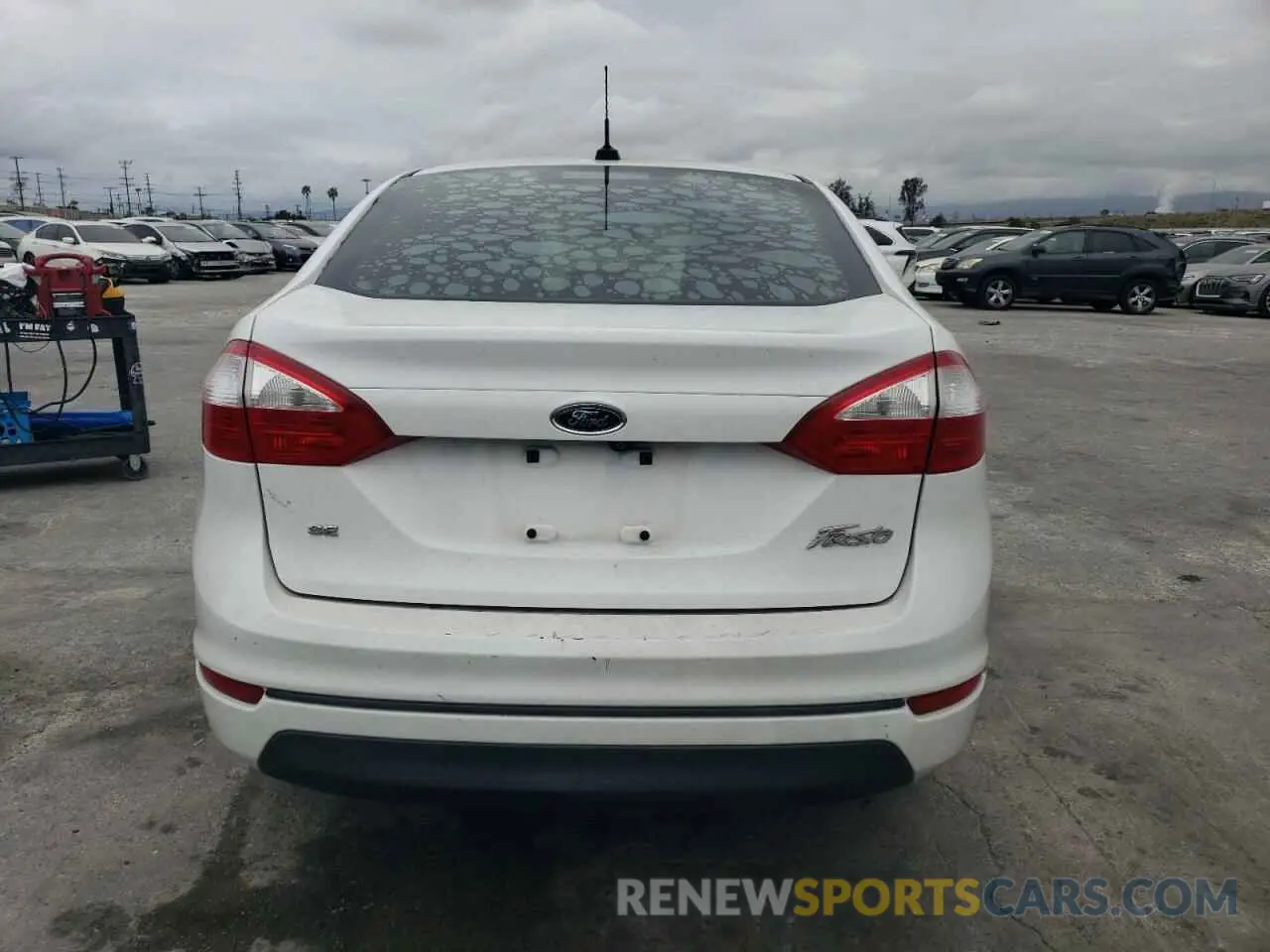 6 Photograph of a damaged car 3FADP4BJ9KM117074 FORD FIESTA 2019