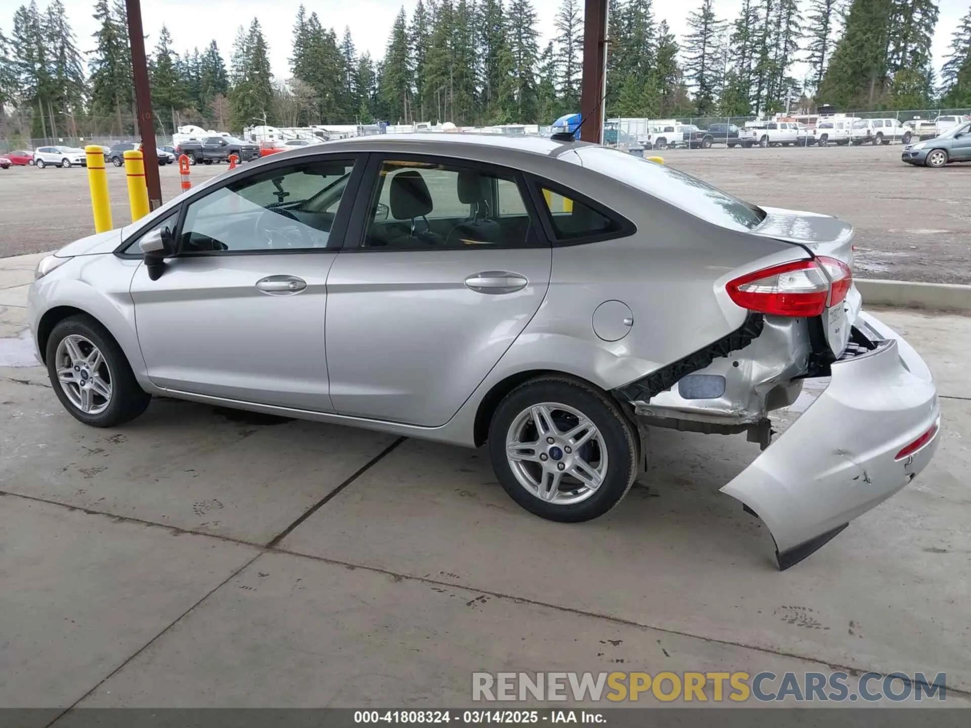 15 Photograph of a damaged car 3FADP4BJ9KM135249 FORD FIESTA 2019