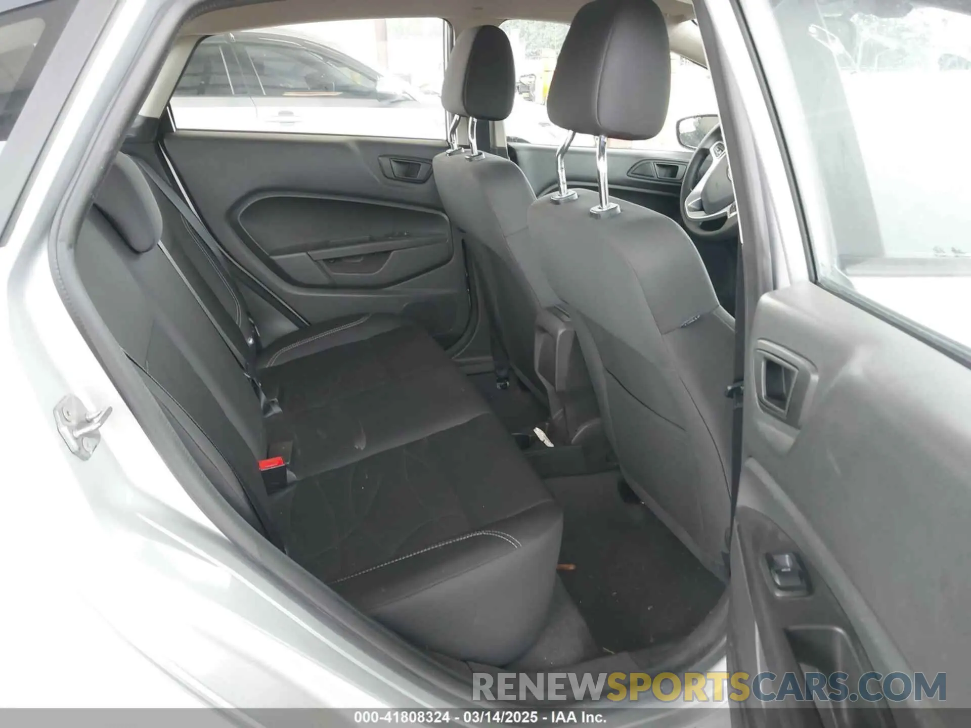 8 Photograph of a damaged car 3FADP4BJ9KM135249 FORD FIESTA 2019