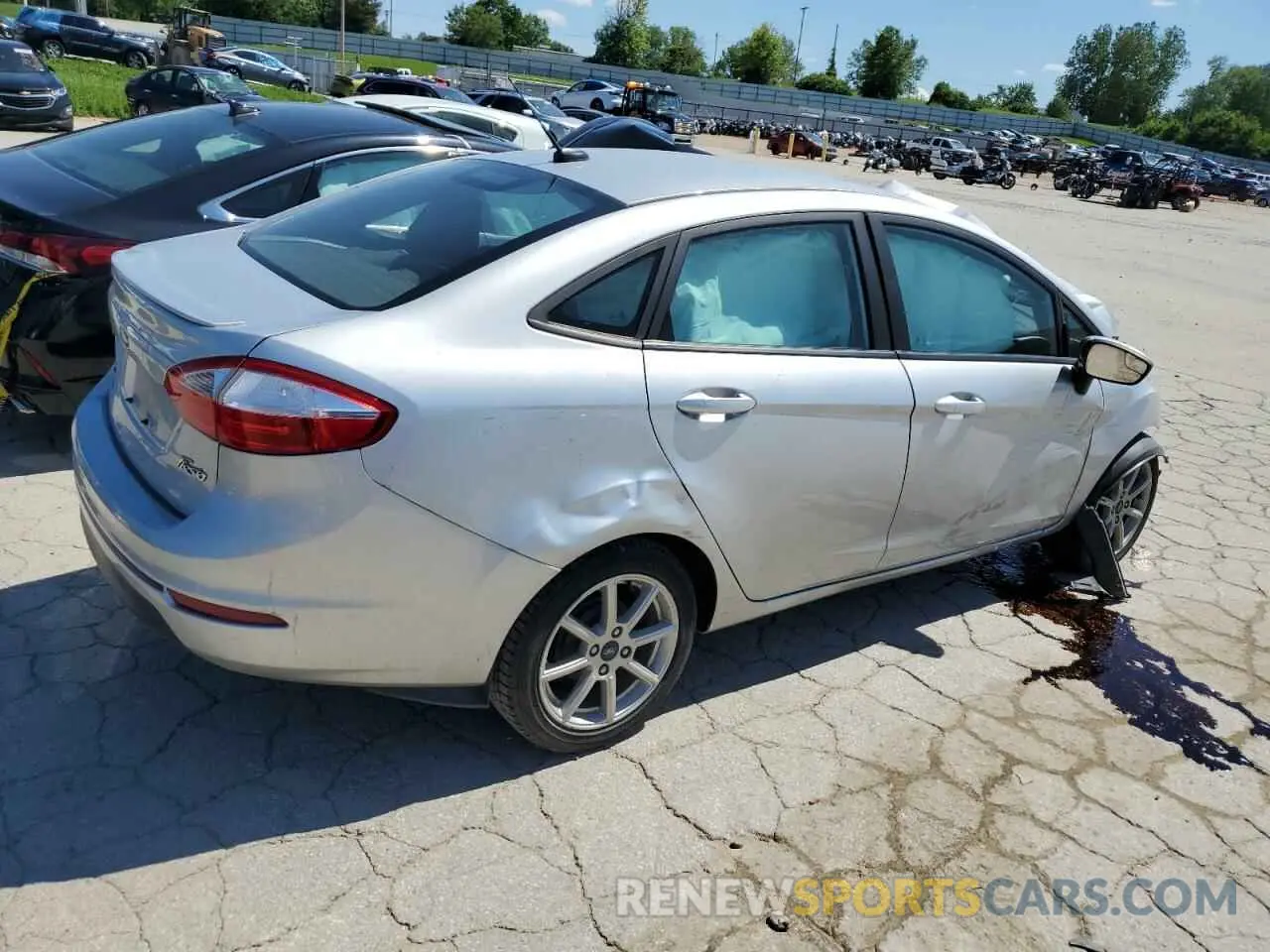 3 Photograph of a damaged car 3FADP4BJXKM137365 FORD FIESTA 2019