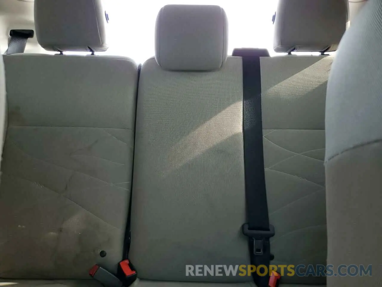 10 Photograph of a damaged car 3FADP4EJ0KM155367 FORD FIESTA 2019