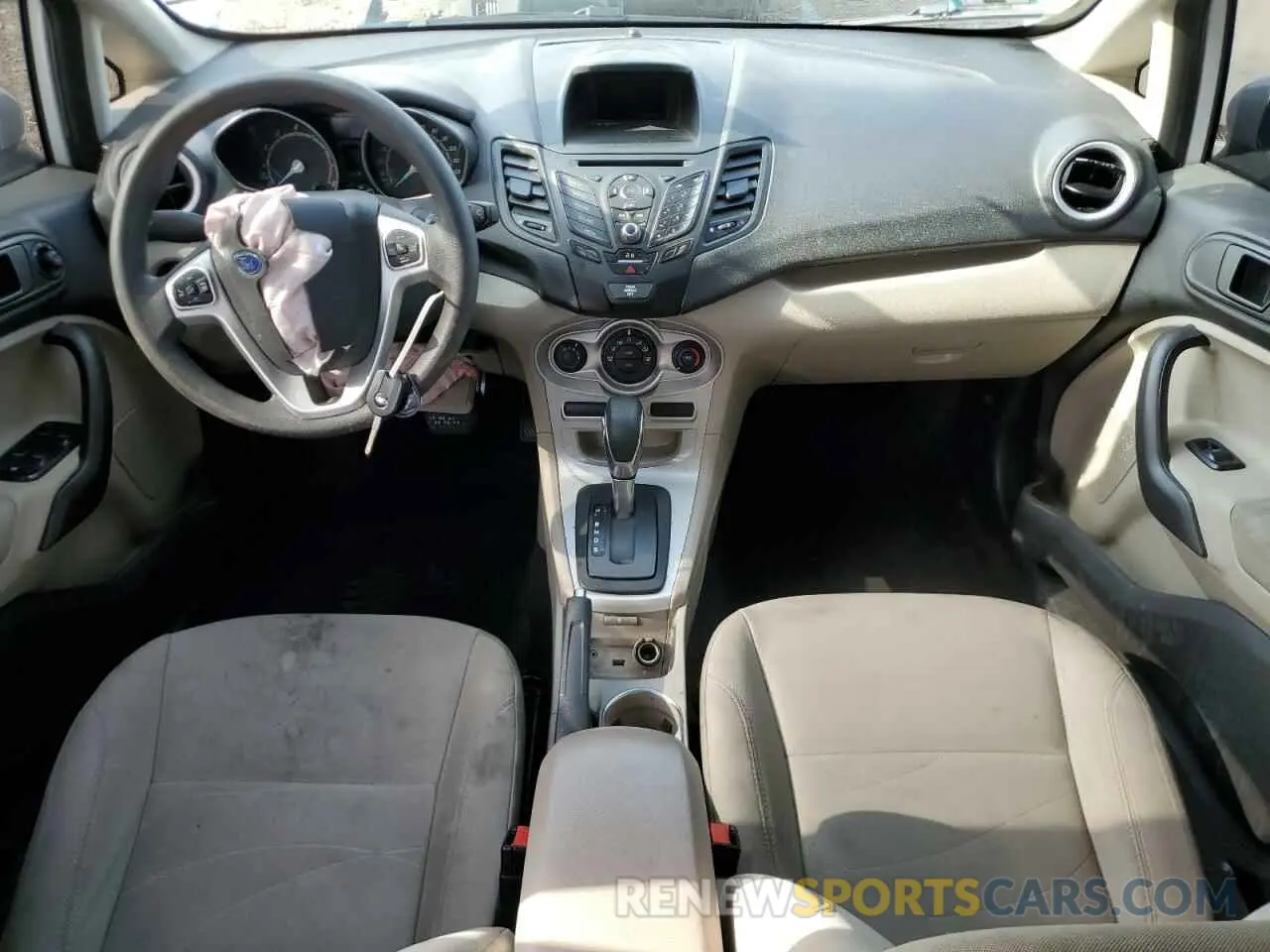 8 Photograph of a damaged car 3FADP4EJ0KM155367 FORD FIESTA 2019
