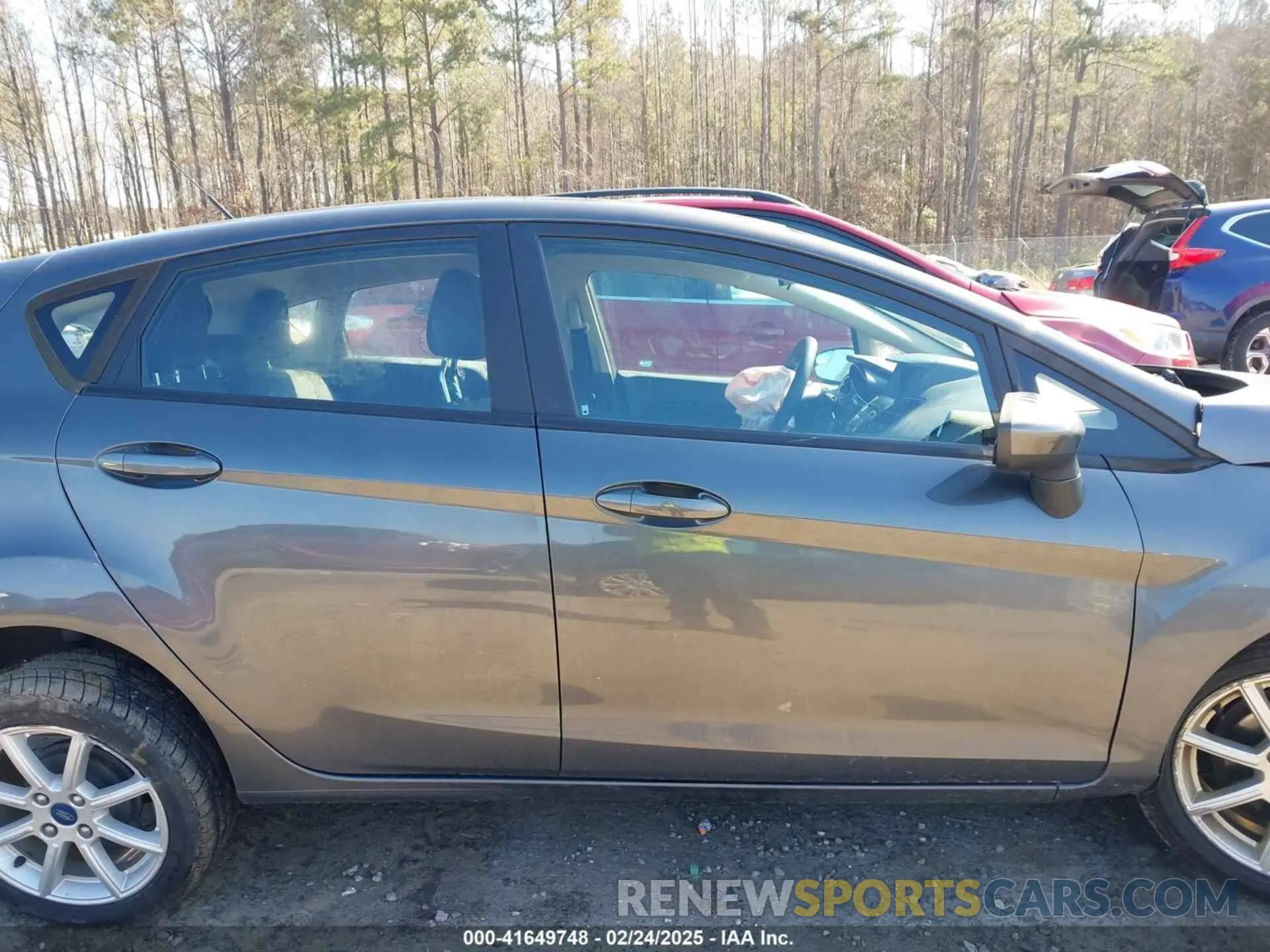 13 Фотография поврежденного автомобиля 3FADP4EJ1KM105769 FORD FIESTA 2019